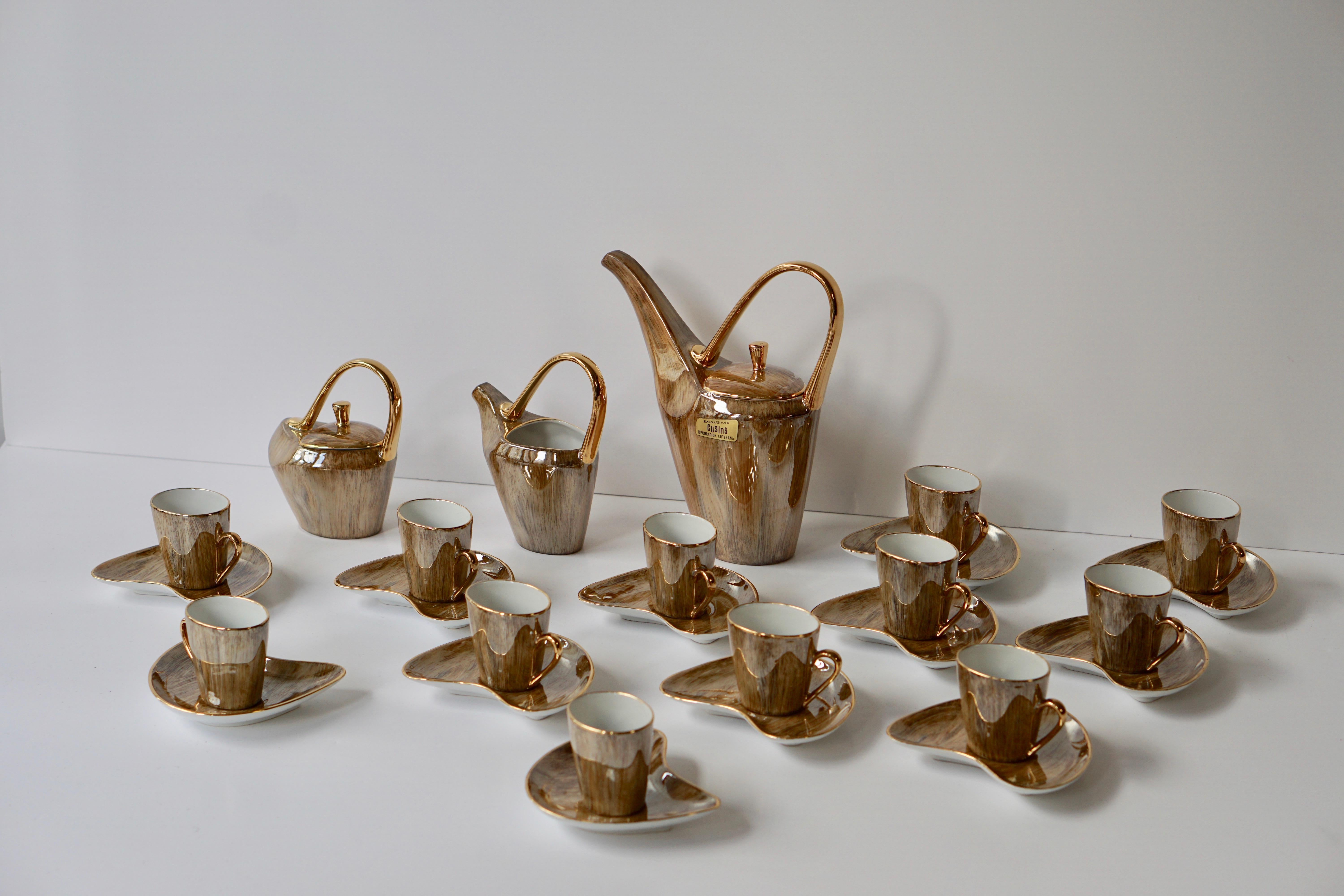 Fine Porcelain Tea and Coffee Set For Sale 4
