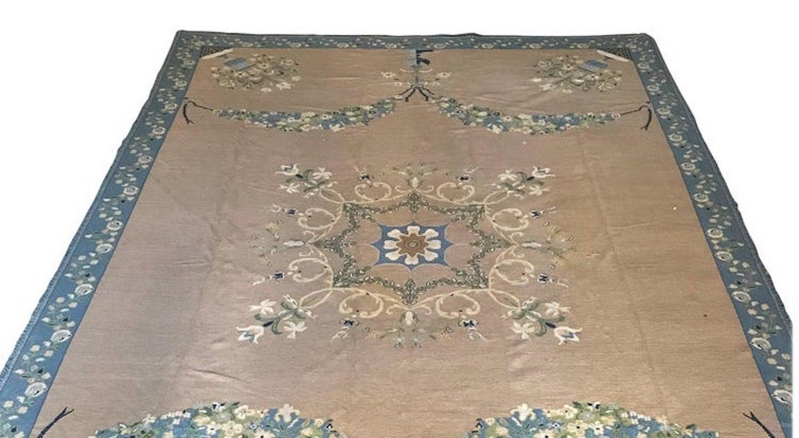 Portugais Tapis portugais de l'usine Arraiolos, années 1940 en vente