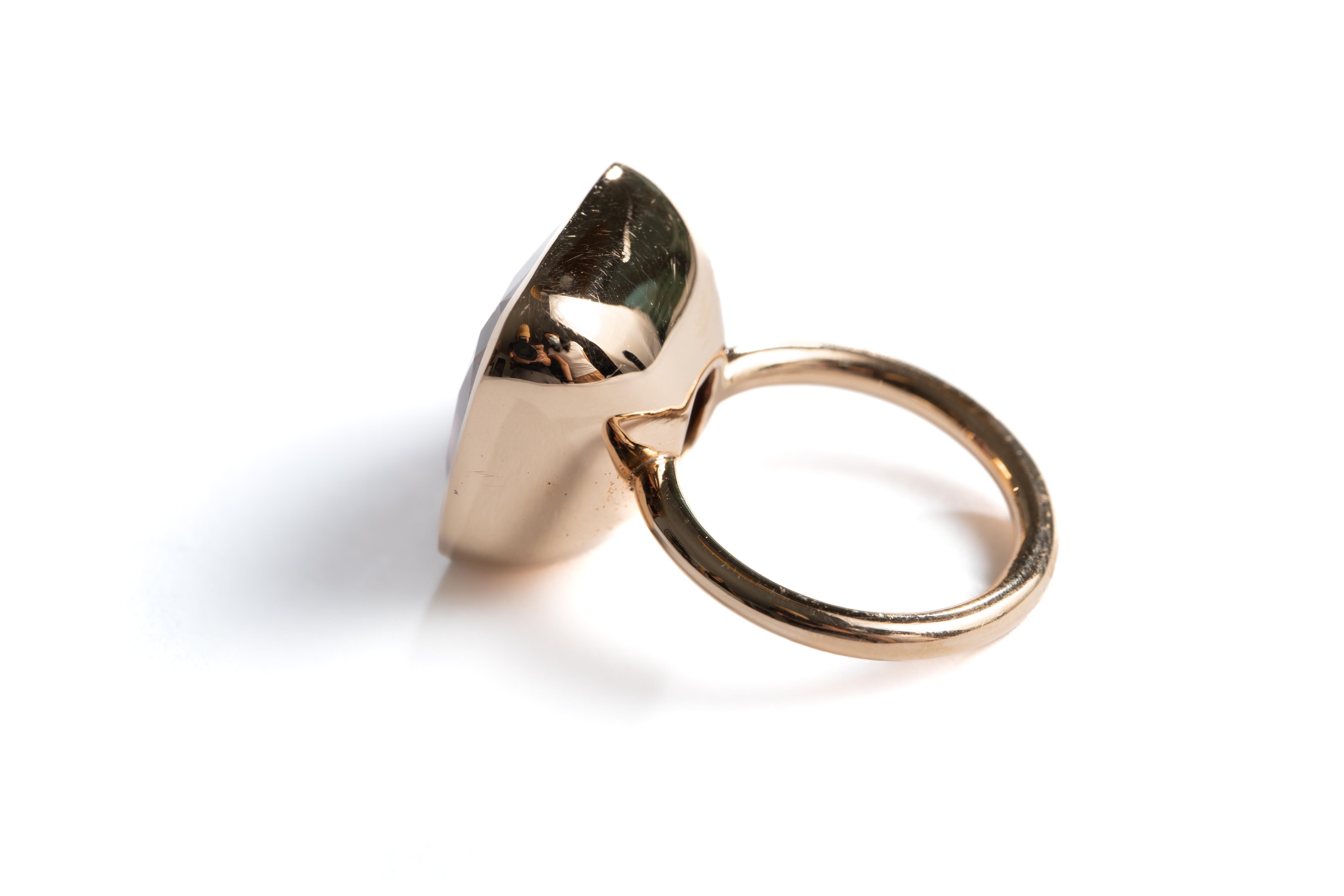 Anillo de Cóctel de Morganita Fina de Tamaño Premium Corte cojín en venta