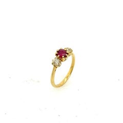 Fine Quality 0.75ct Ruby and Victorian Cut Diamond Ring in 18ct Yellow Gold