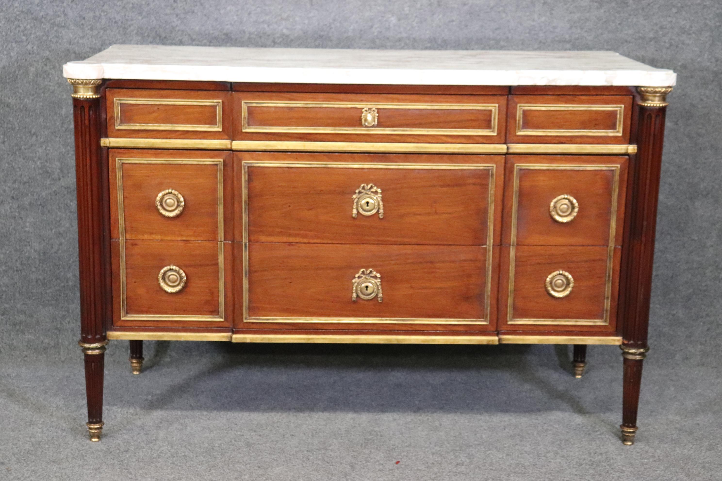 Fine Quality 19th Century Bronze Mounted Directoire Jansen Style Marble Commode In Good Condition For Sale In Swedesboro, NJ