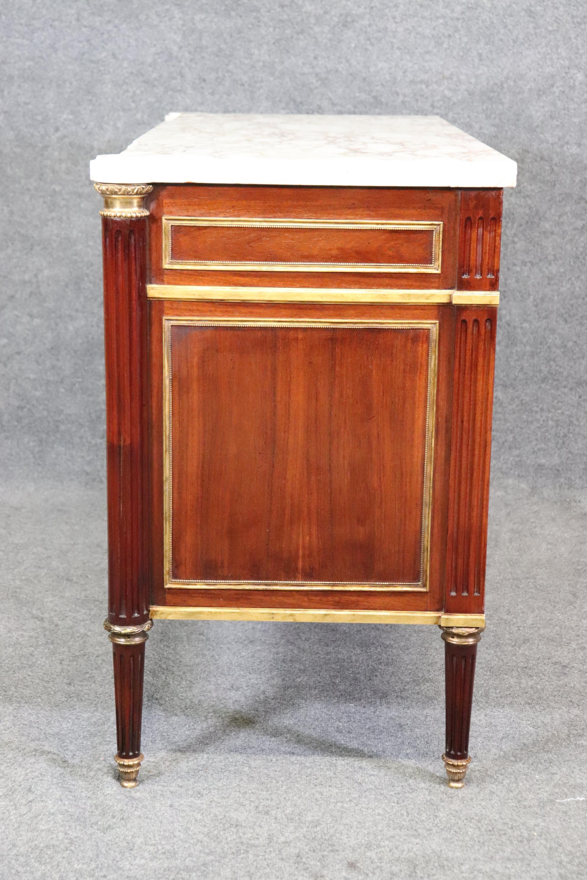 Fine Quality 19th Century Bronze Mounted Directoire Jansen Style Marble Commode For Sale 2