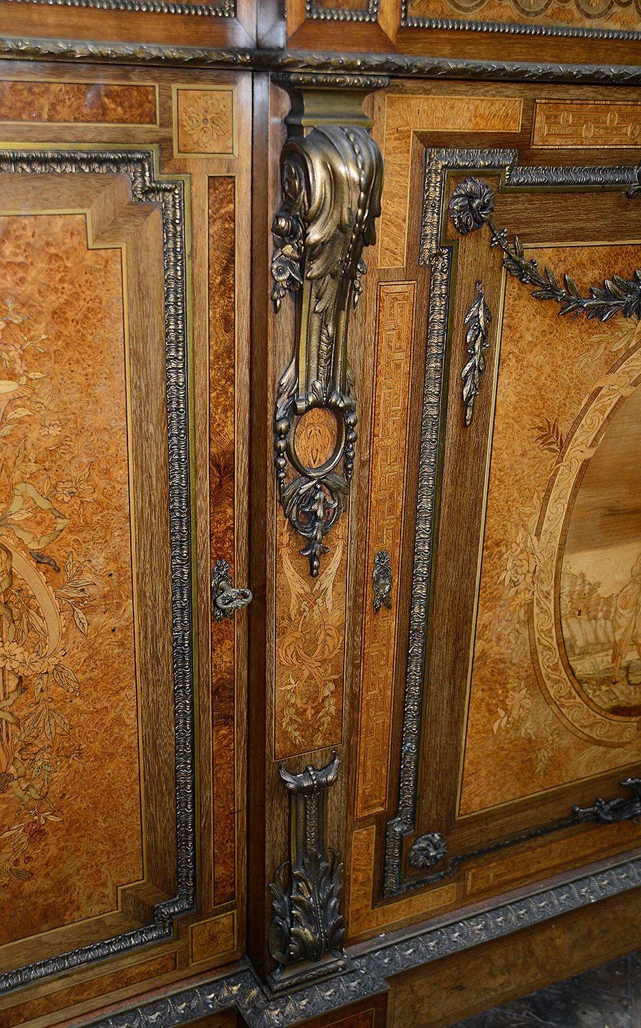 French Fine Quality 19th Century Classical Inlaid Side Cabinet For Sale
