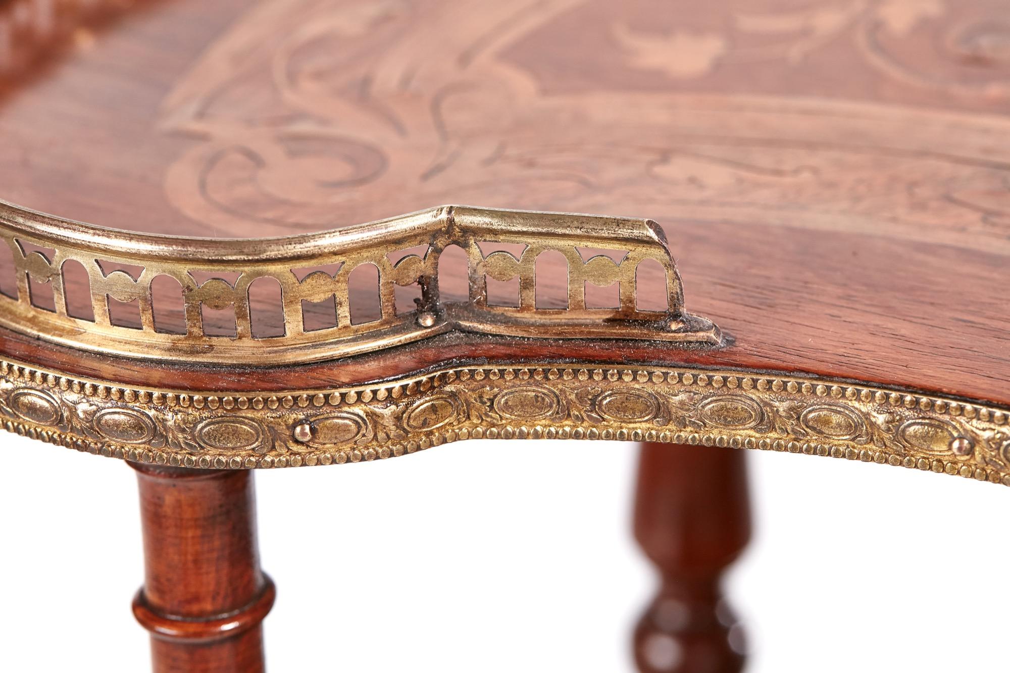 Fine Quality 19th Century French Antique Marquetry Étagère 1