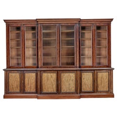 Fine Quality 19th Century Mahogany Breakfront Bookcase of Large Proportions
