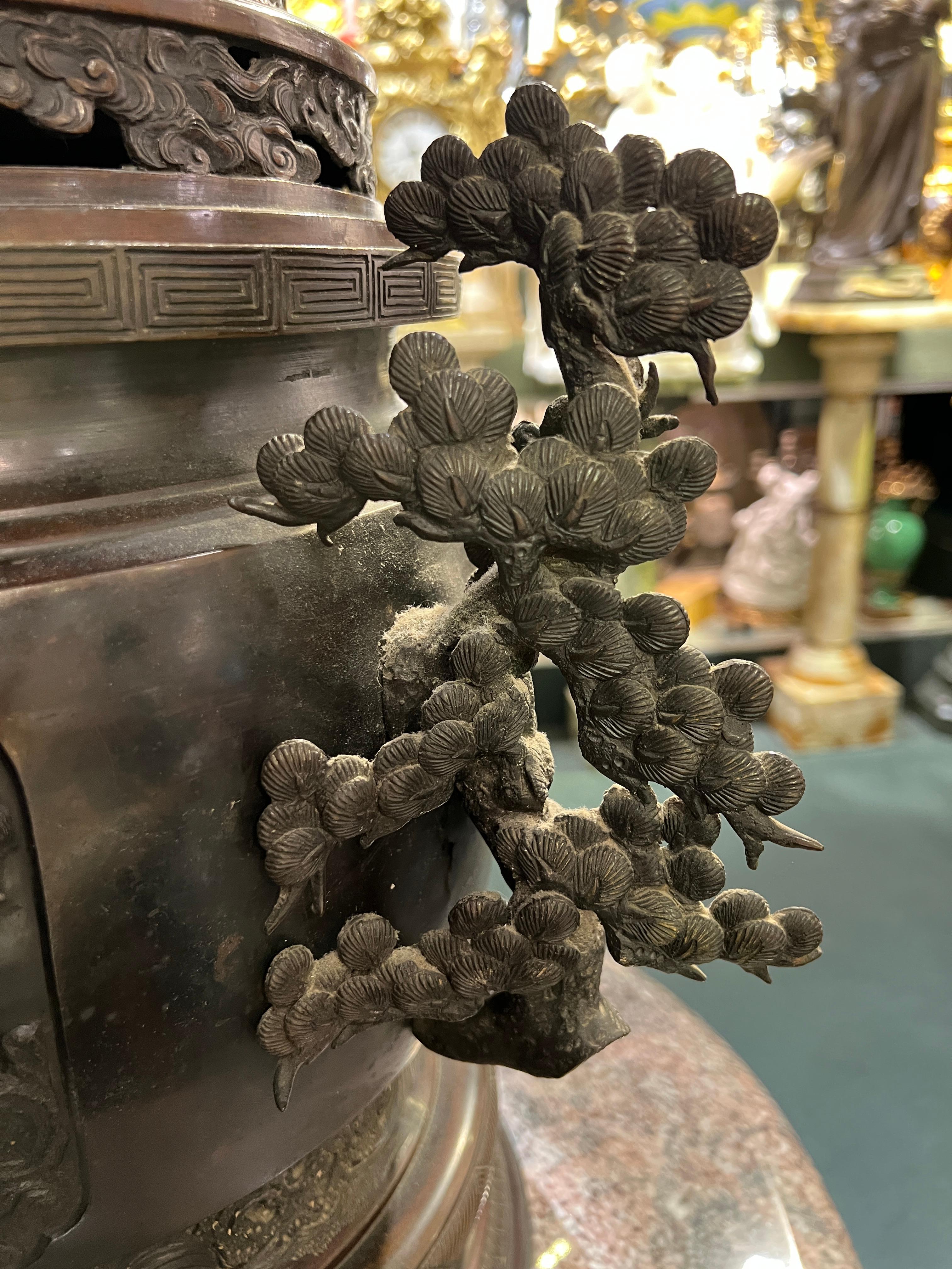 Incensiere in bronzo giapponese Meiji del 19° secolo di ottima qualità in vendita 3