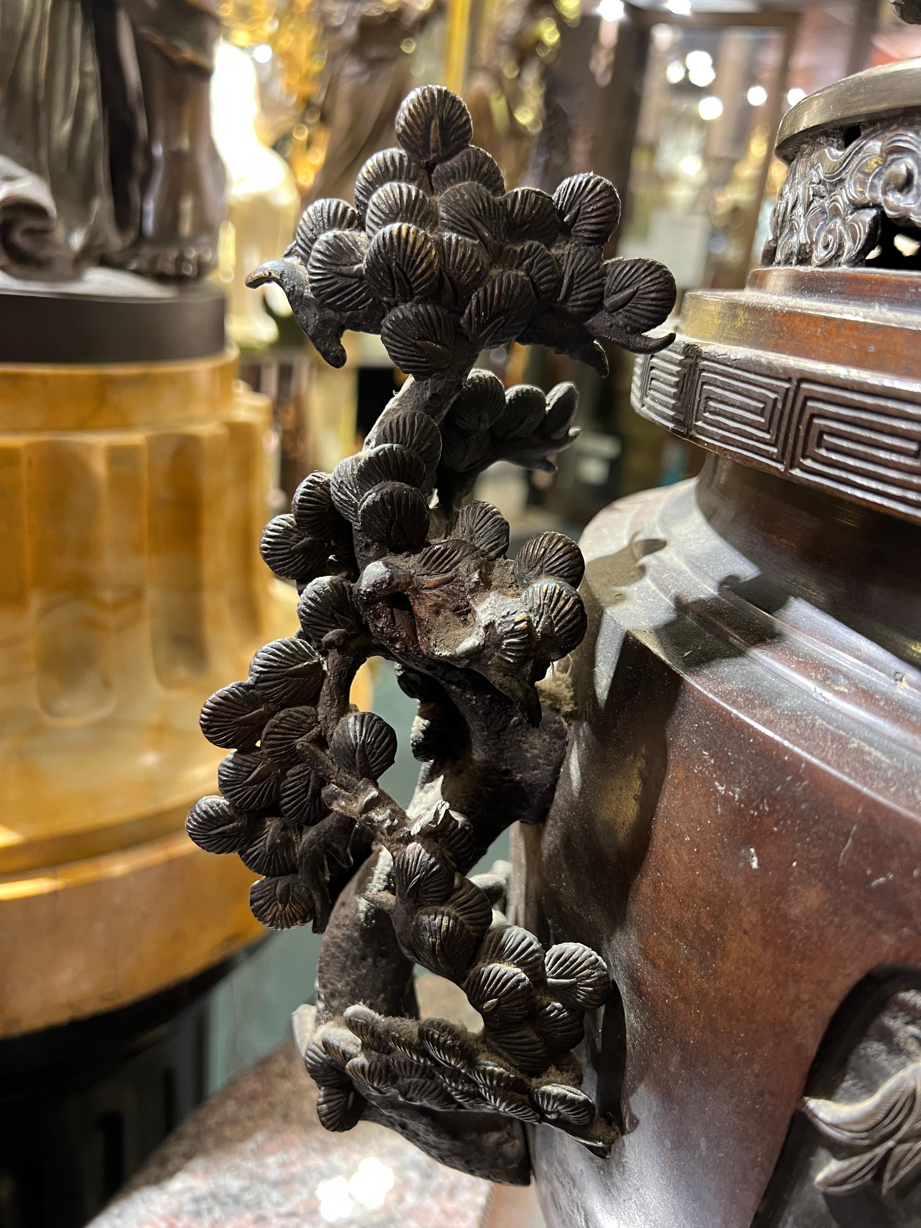 Incensiere in bronzo giapponese Meiji del 19° secolo di ottima qualità in vendita 4