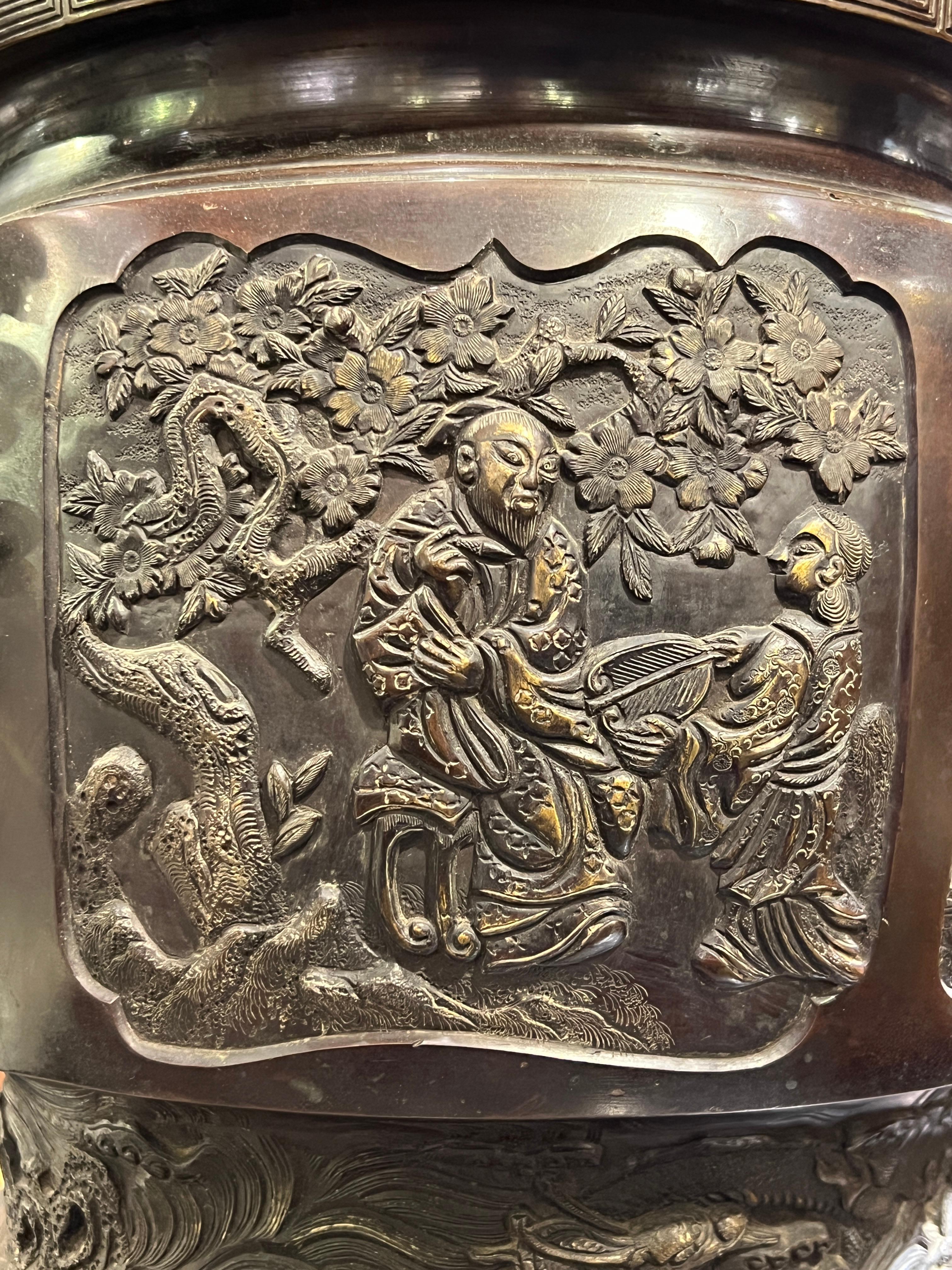 Incensiere in bronzo giapponese Meiji del 19° secolo di ottima qualità in vendita 1