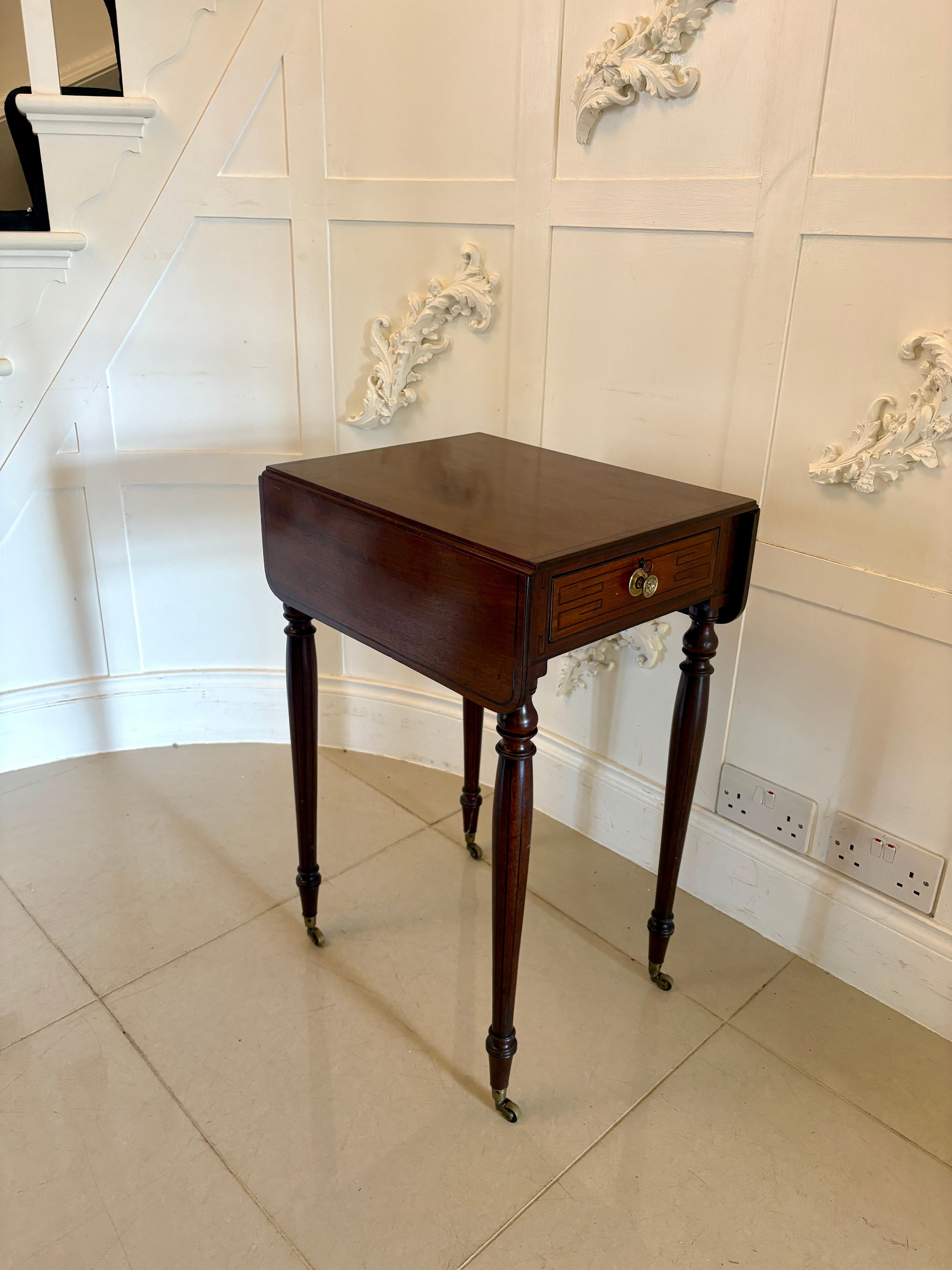 Belle qualité de lampe sur pied/table d'appoint du 19e siècle de style Régence antique en vente 8