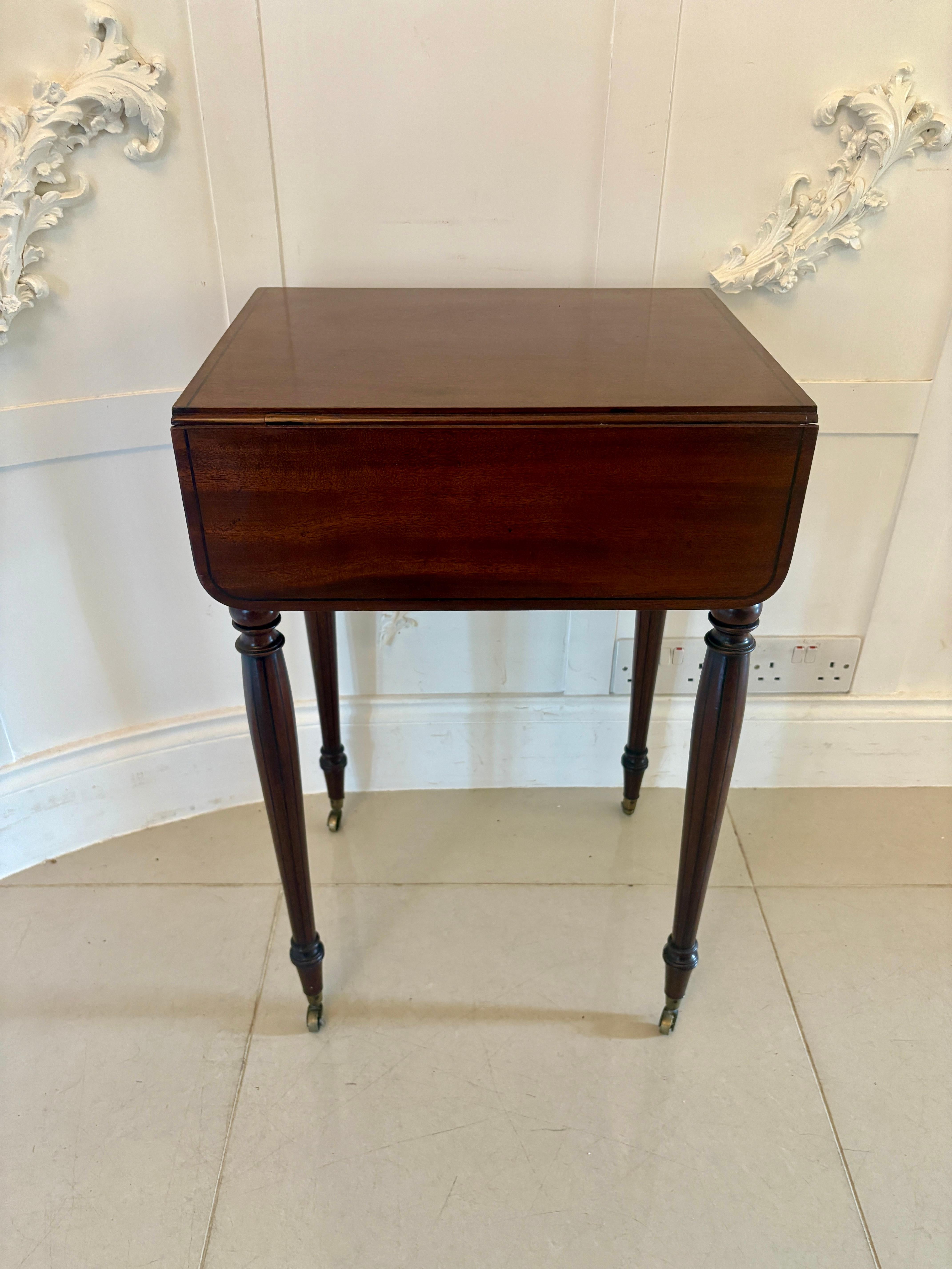 Autre Belle qualité de lampe sur pied/table d'appoint du 19e siècle de style Régence antique en vente