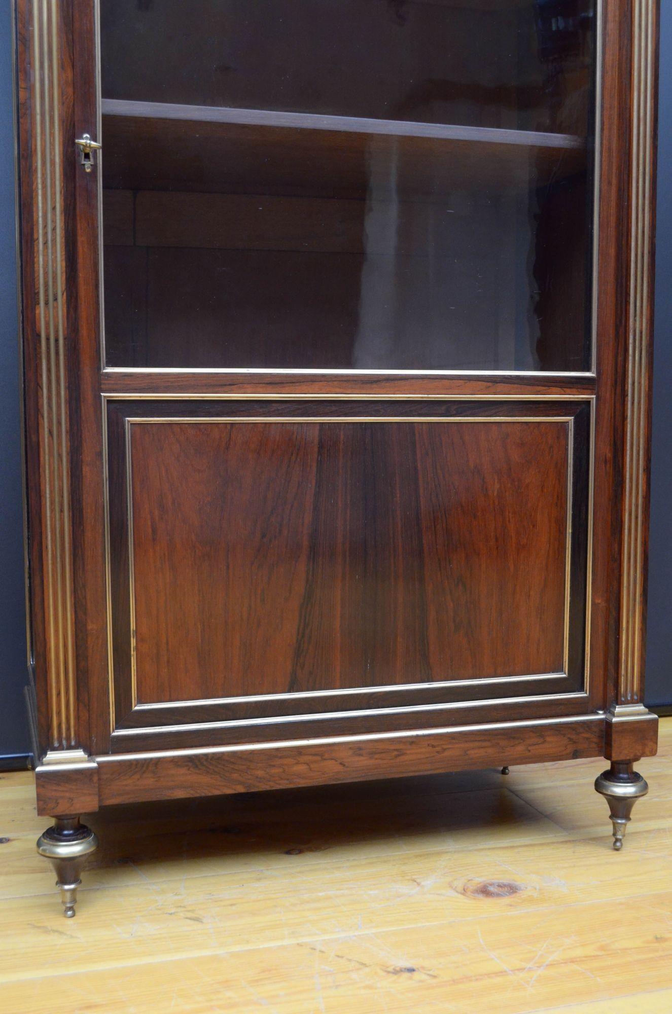 Fine Quality 19th Century Rosewood Vitrine For Sale 6