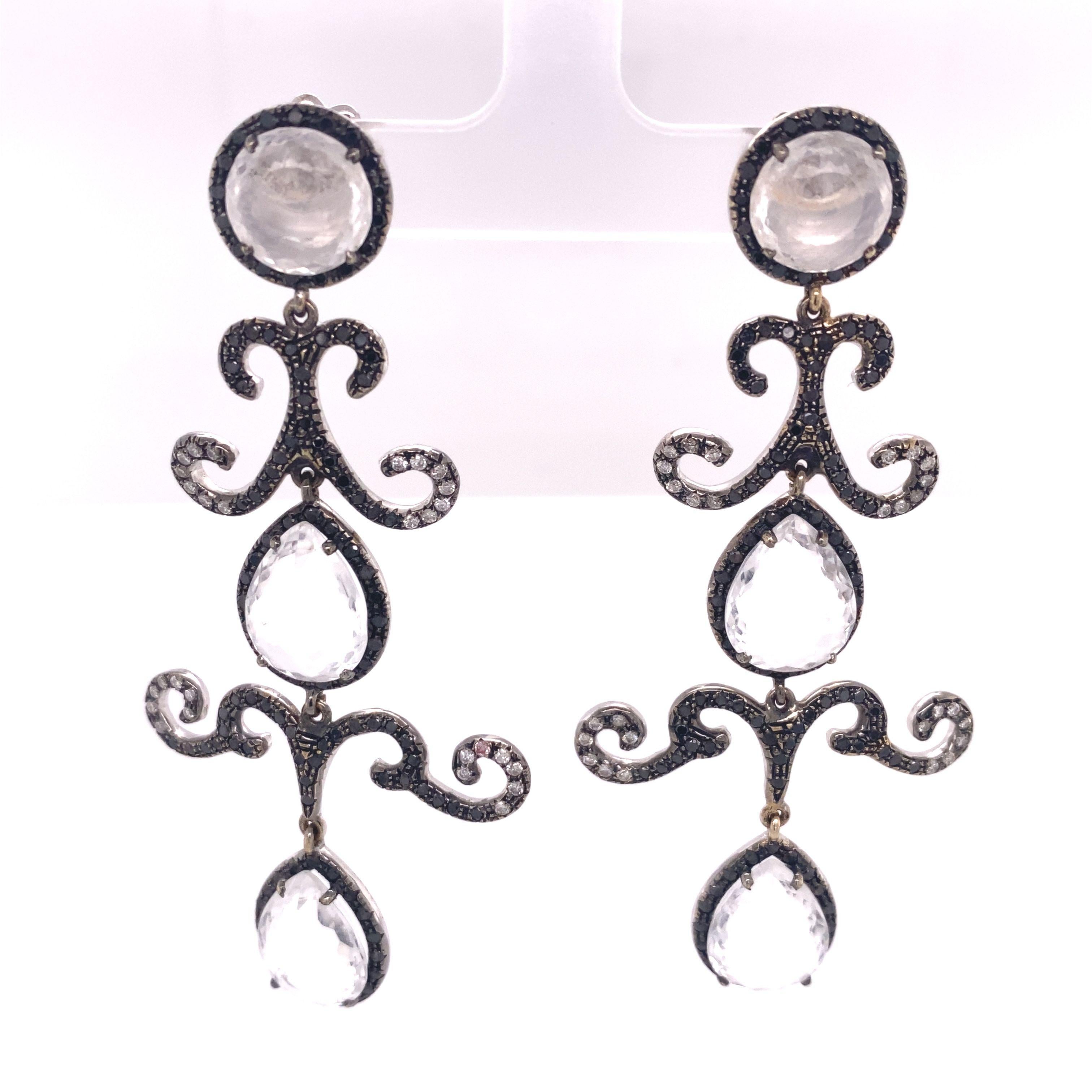 Fine Quality 4.40ct Black & White Diamond Drop Earrings in 18ct White Gold In Excellent Condition For Sale In London, GB