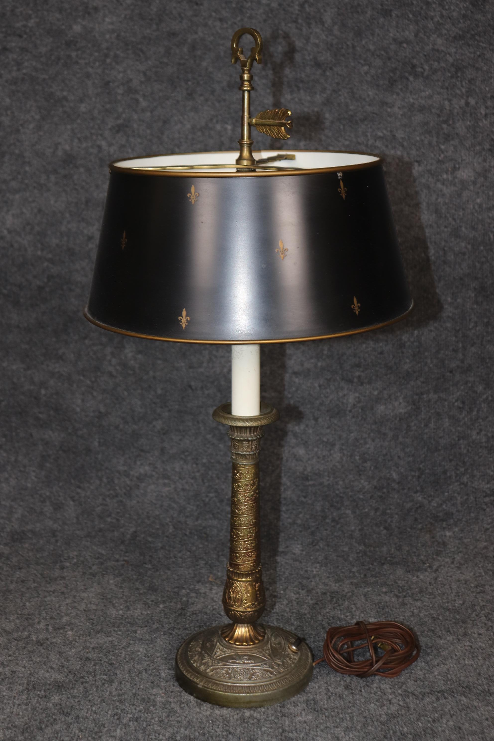 Fine Quality Aged Brass French Table or Bouillotte Lamp with shades In Good Condition In Swedesboro, NJ