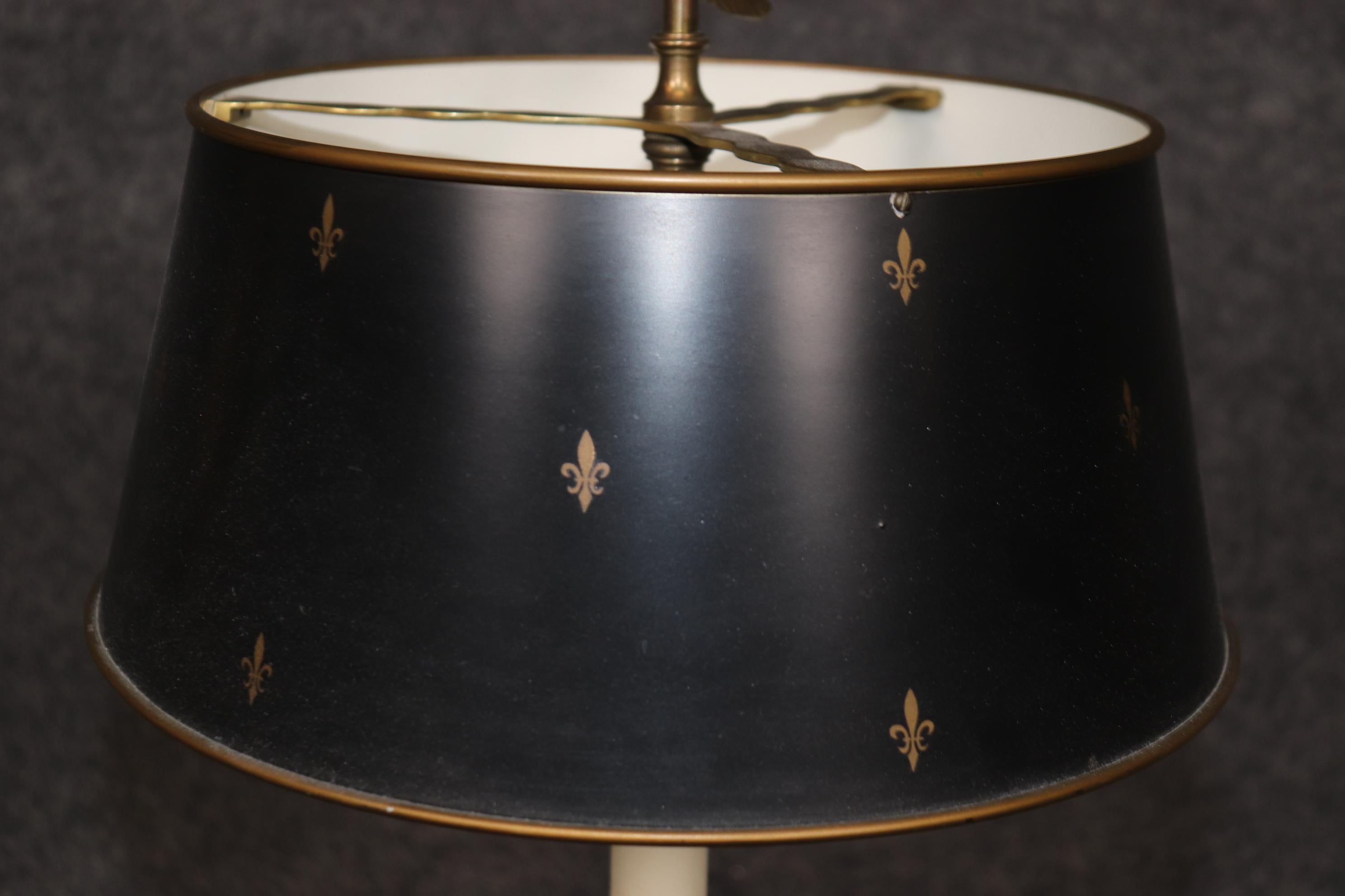 Fine Quality Aged Brass French Table or Bouillotte Lamp with shades 1