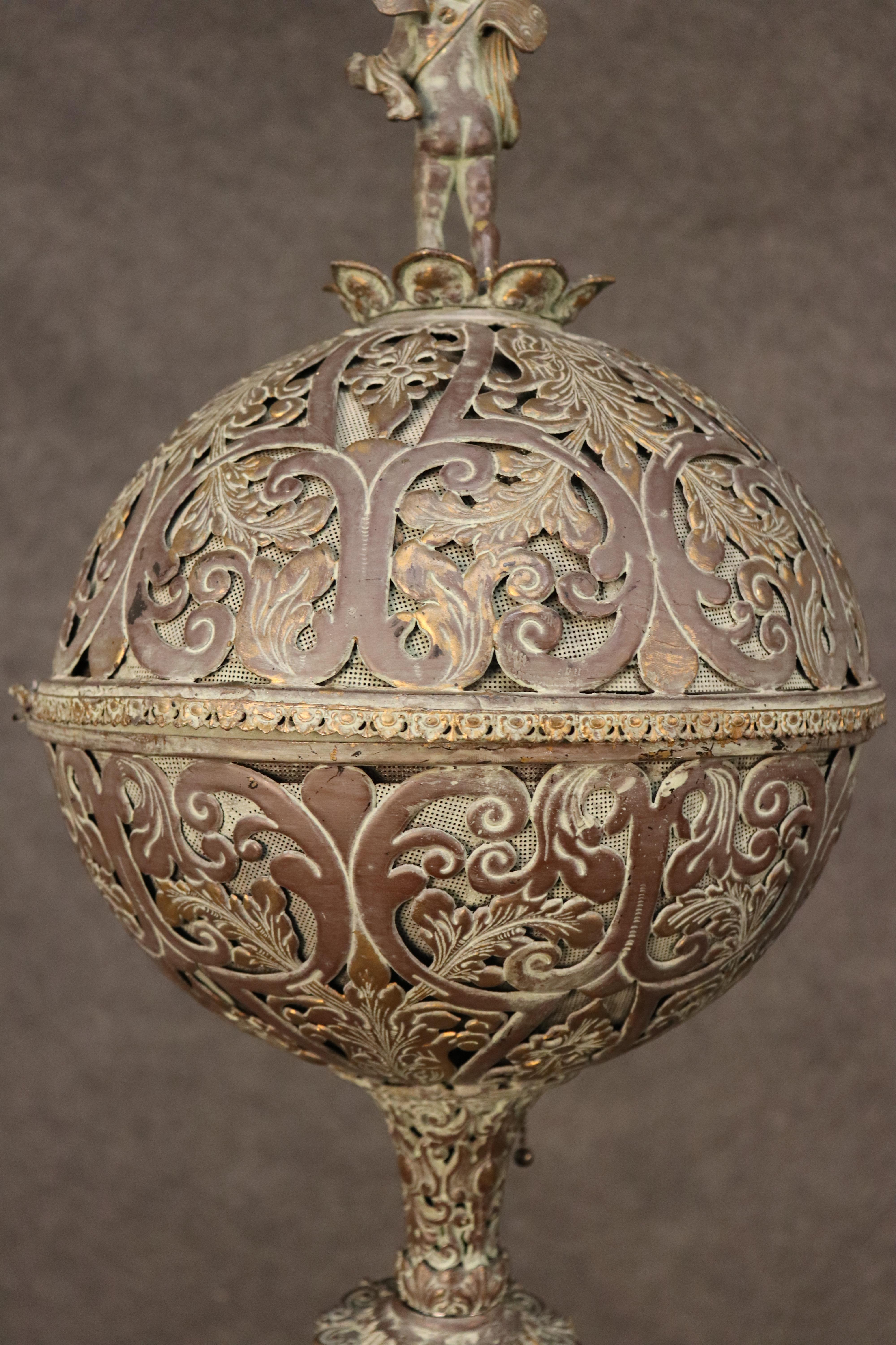 Lampada da terra alta in bronzo a tema agricolo di alta qualità CIRCA 1900 in vendita 12