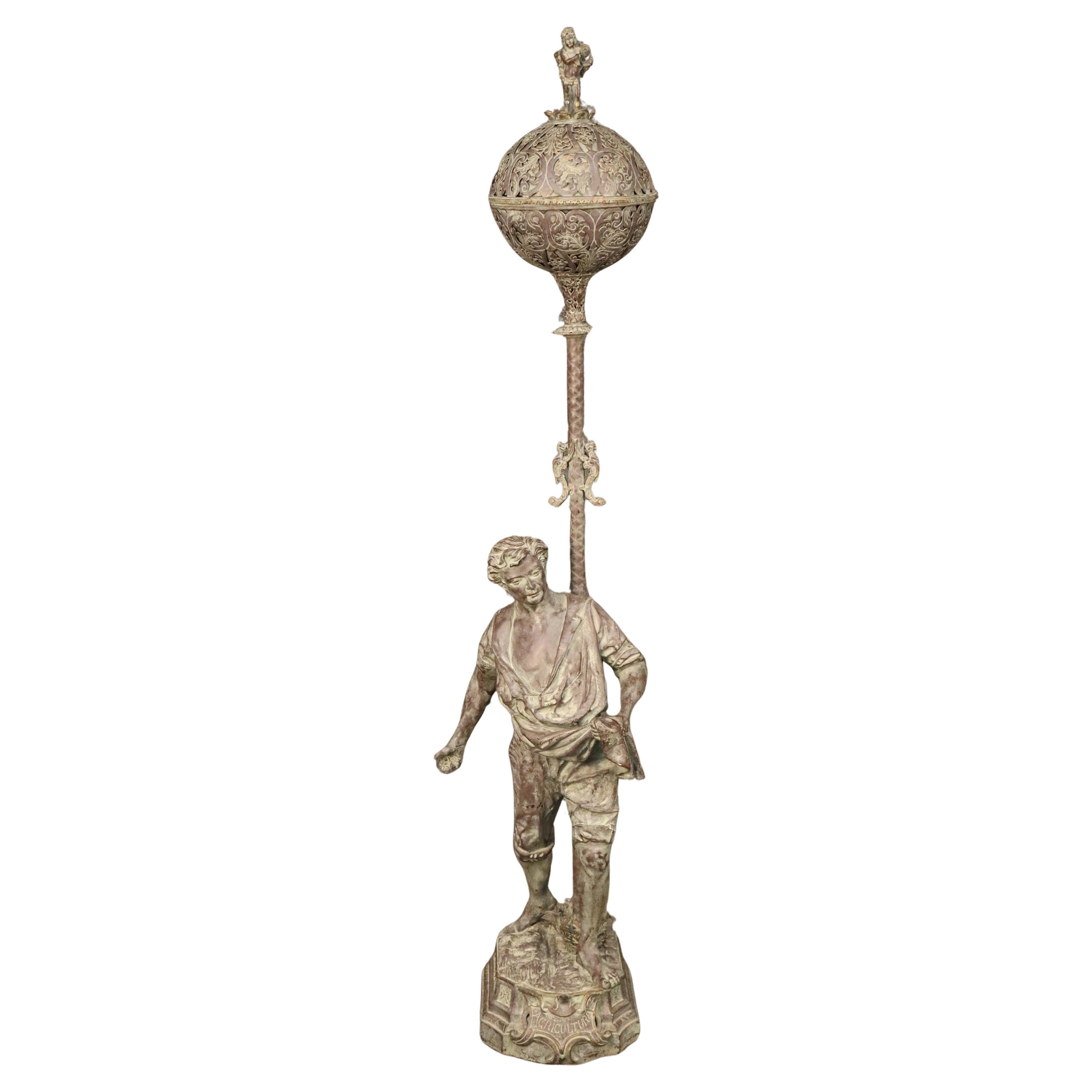 Lámpara de pie alta de bronce de temática agrícola de gran calidad Circa 1900