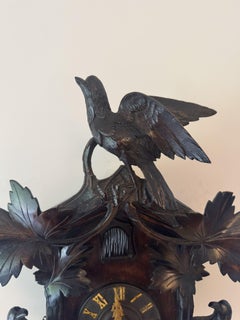 Fine quality antique 19th century Black Forest cuckoo clock
