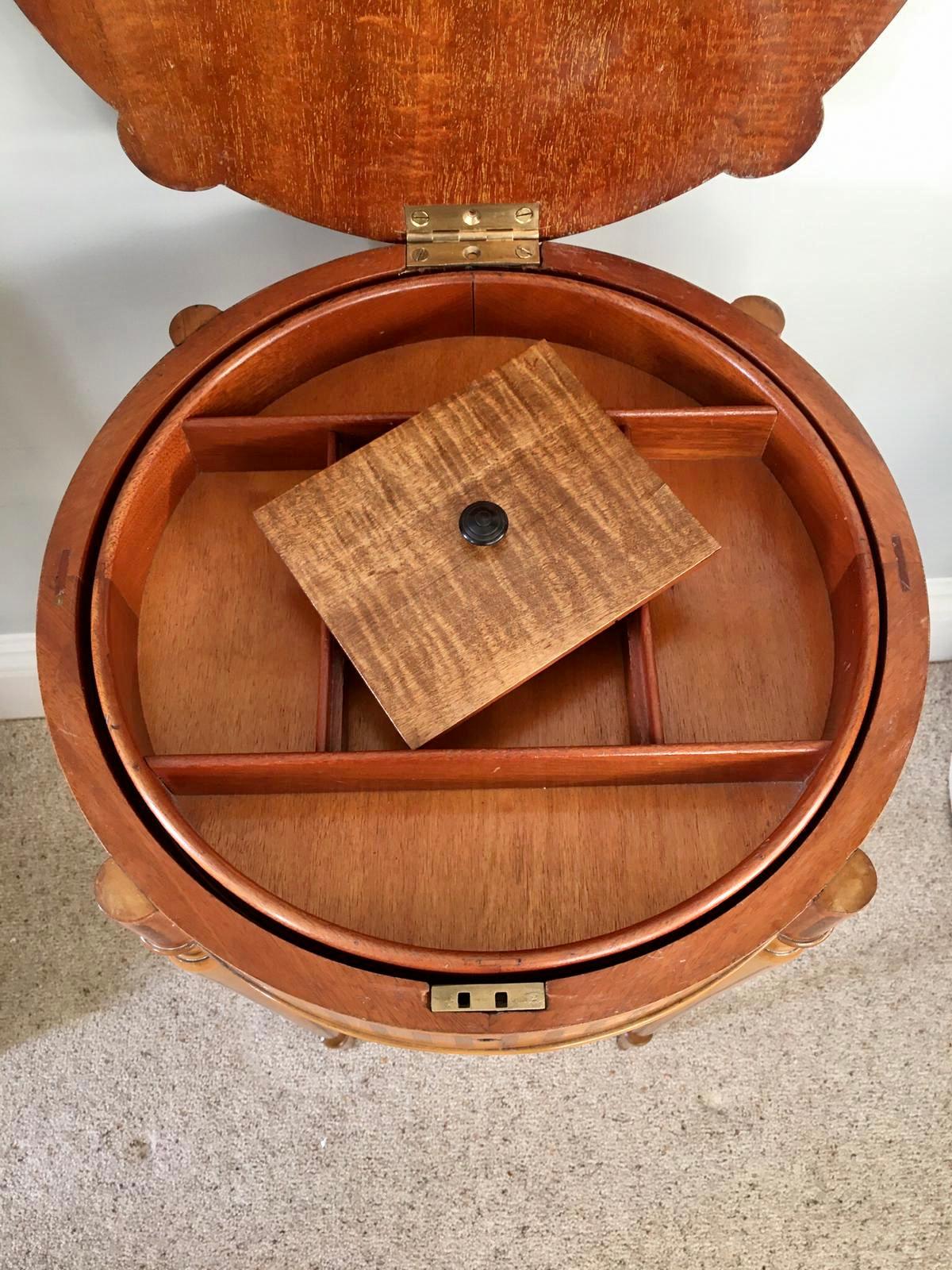 Inlay Fine Quality Antique 19th Century Inlaid Satinwood Centre Table For Sale