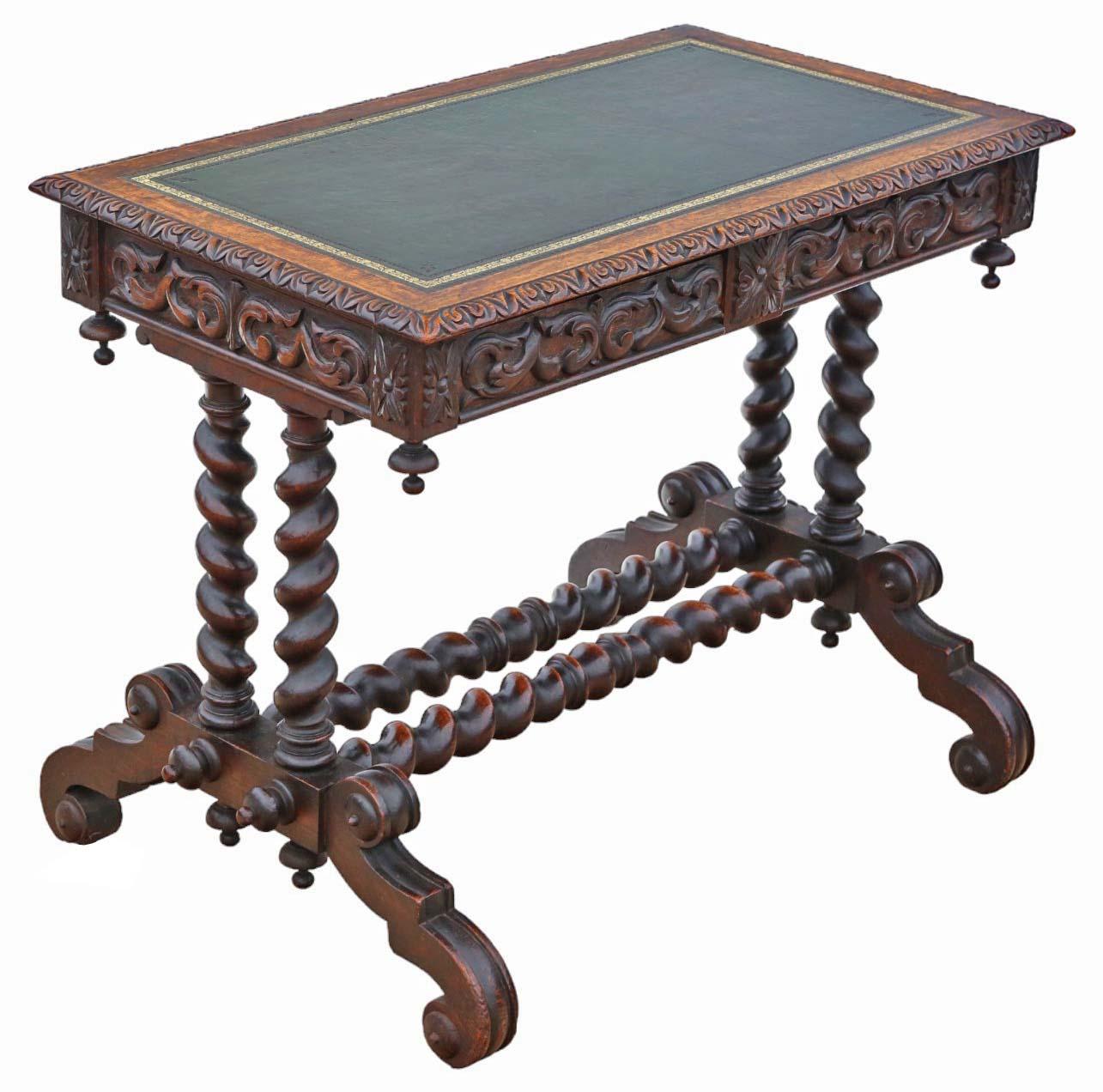 Ancienne table à écrire en chêne sculpté de qualité - 19ème siècle Bureau d'appoint Dressing en vente 1