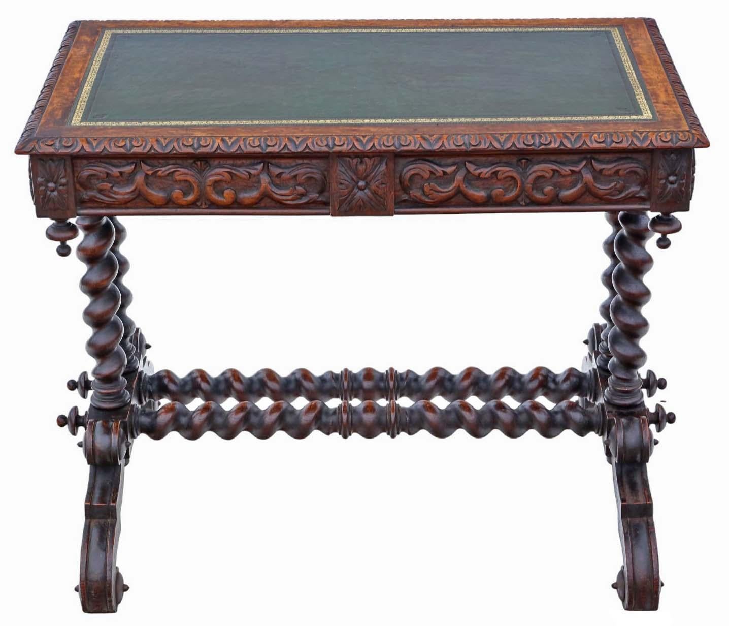 Ancienne table à écrire en chêne sculpté de qualité - 19ème siècle Bureau d'appoint Dressing en vente 3