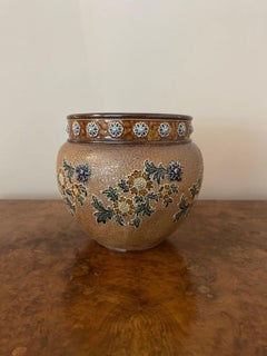 Fine quality antique Doulton Lambeth jardiniere