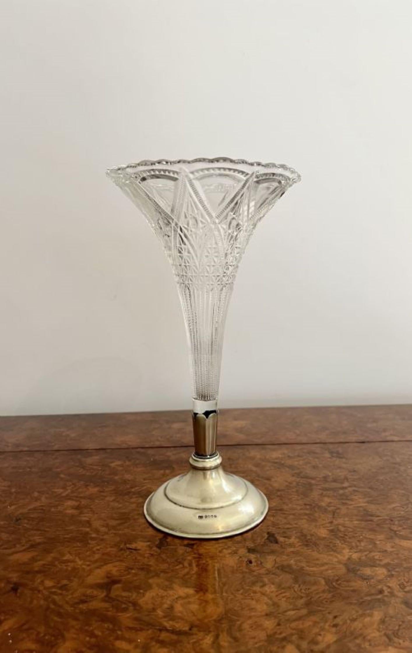 Fine quality antique Edwardian cut glass and silver plated fluted spill vase  In Good Condition In Ipswich, GB