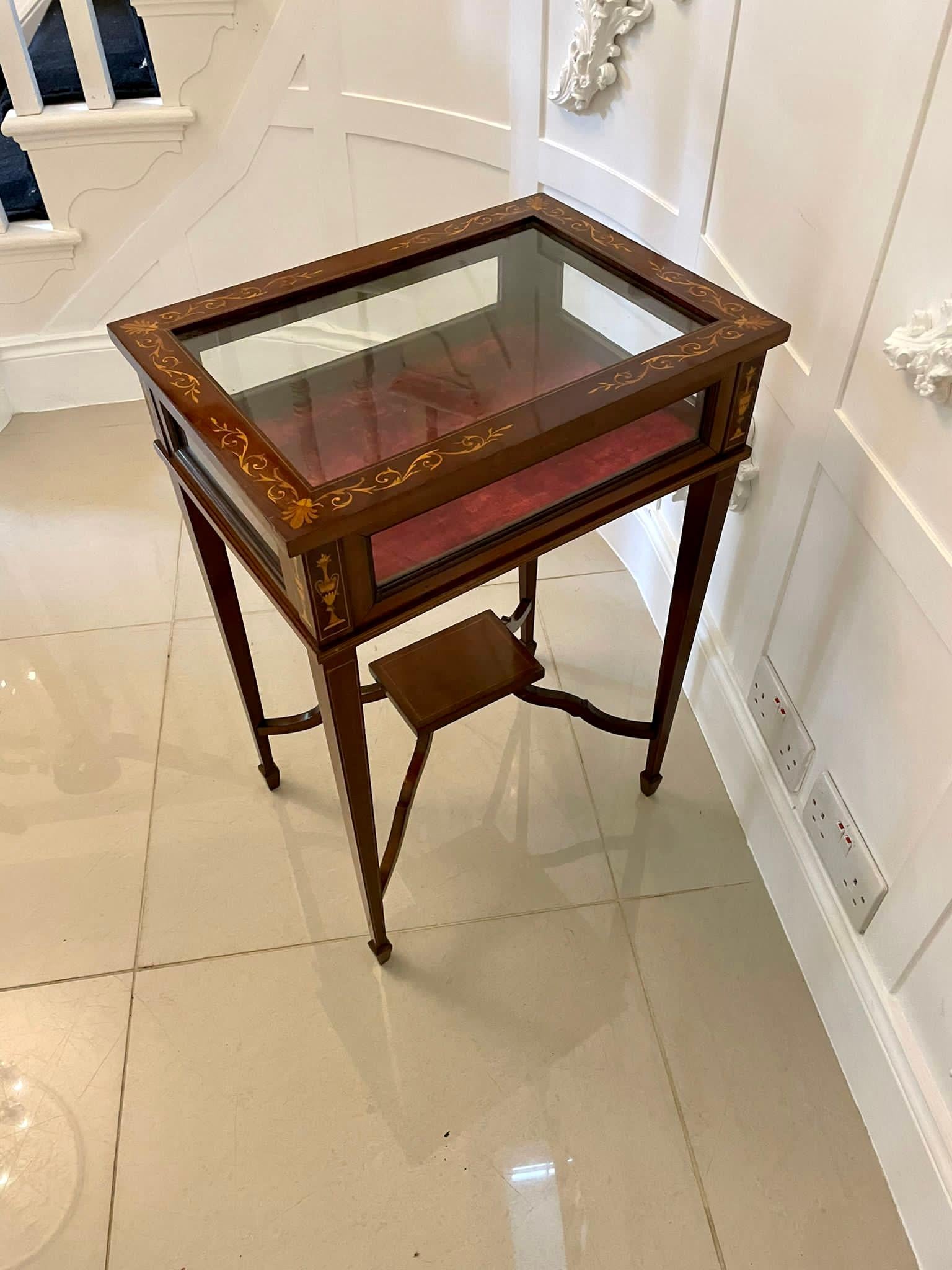 Early 20th Century Fine Quality Antique Edwardian Mahogany Inlaid Bijouterie Cabinet