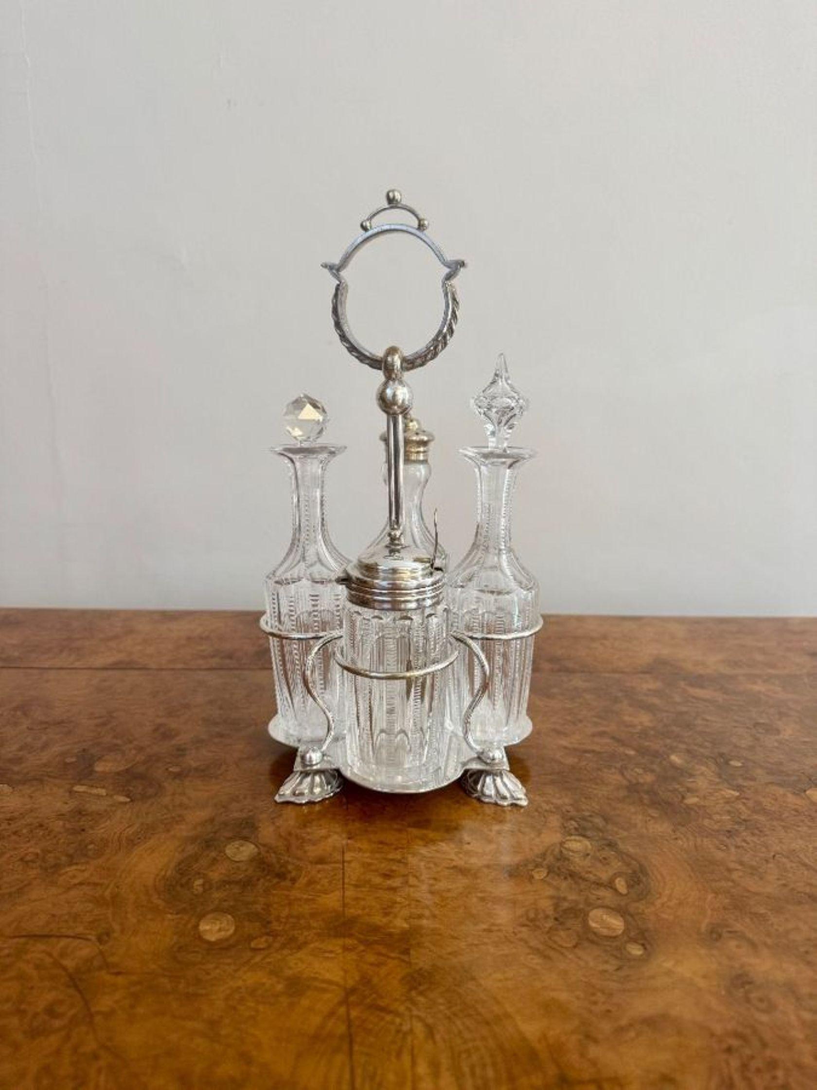 British Fine quality antique Edwardian silver plated cruet set For Sale