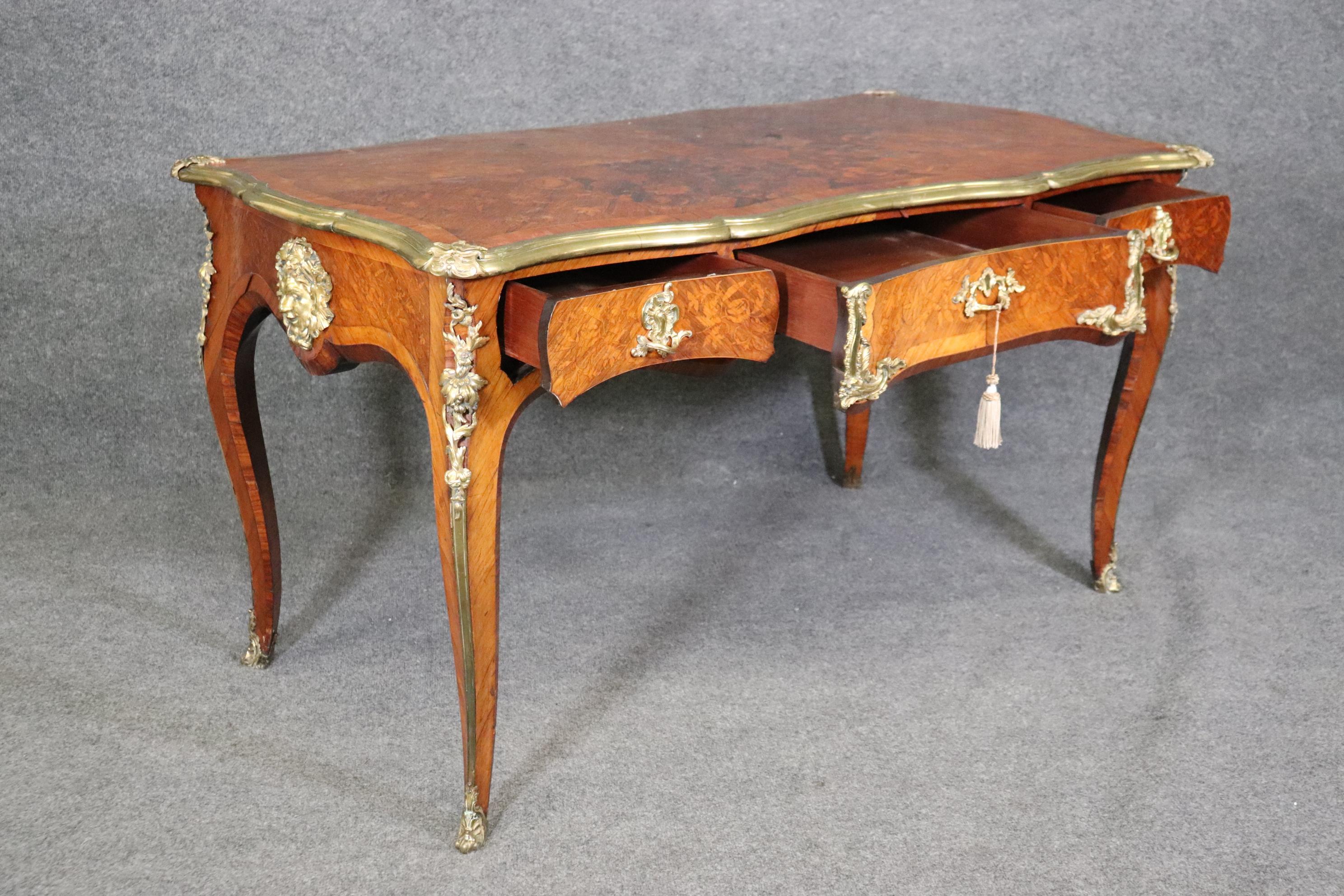 Fine Quality Antique French Louis XV Bronze Mounted Bureau Plat Writing Desk 10