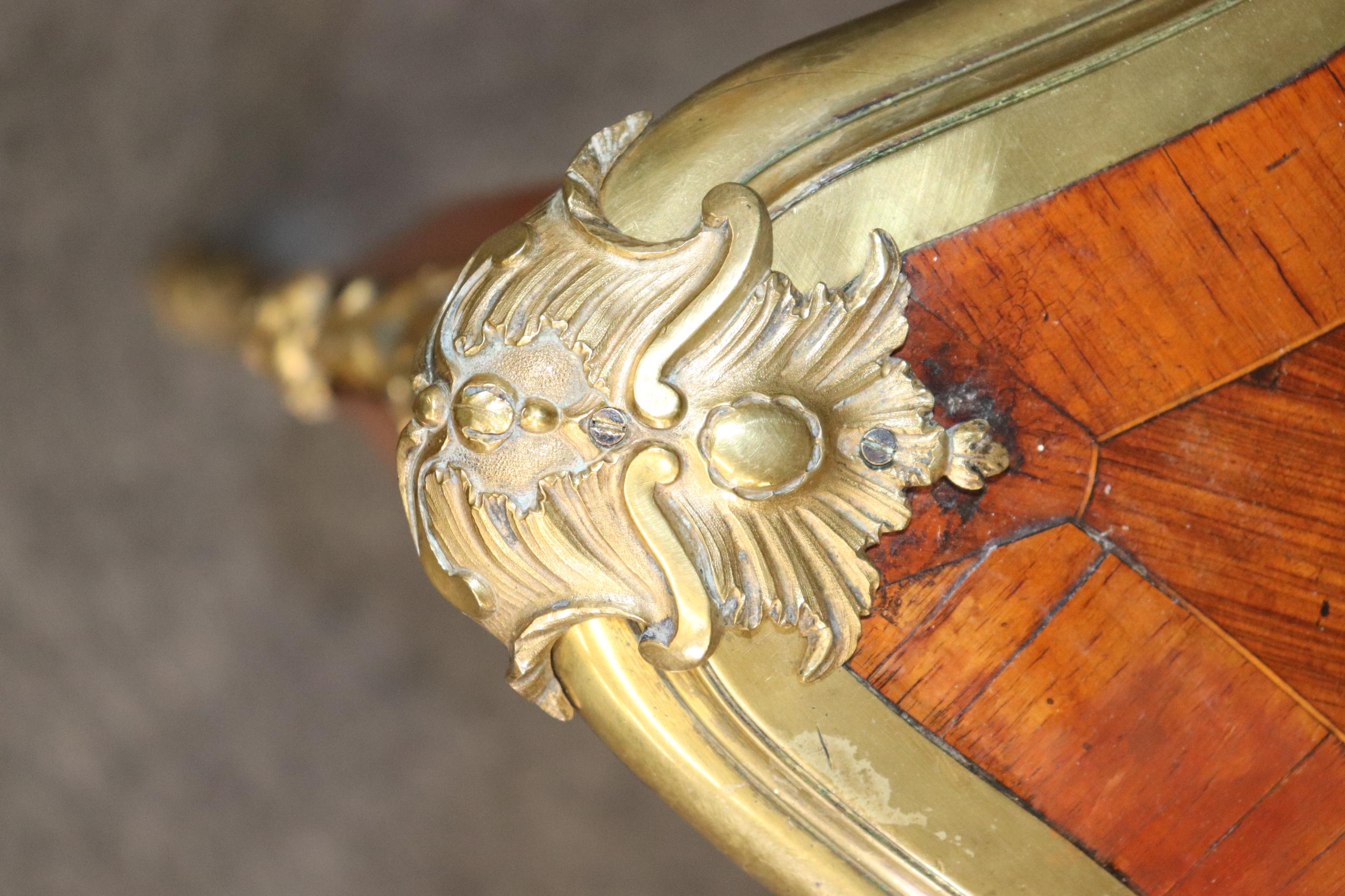 Late 19th Century Fine Quality Antique French Louis XV Bronze Mounted Bureau Plat Writing Desk