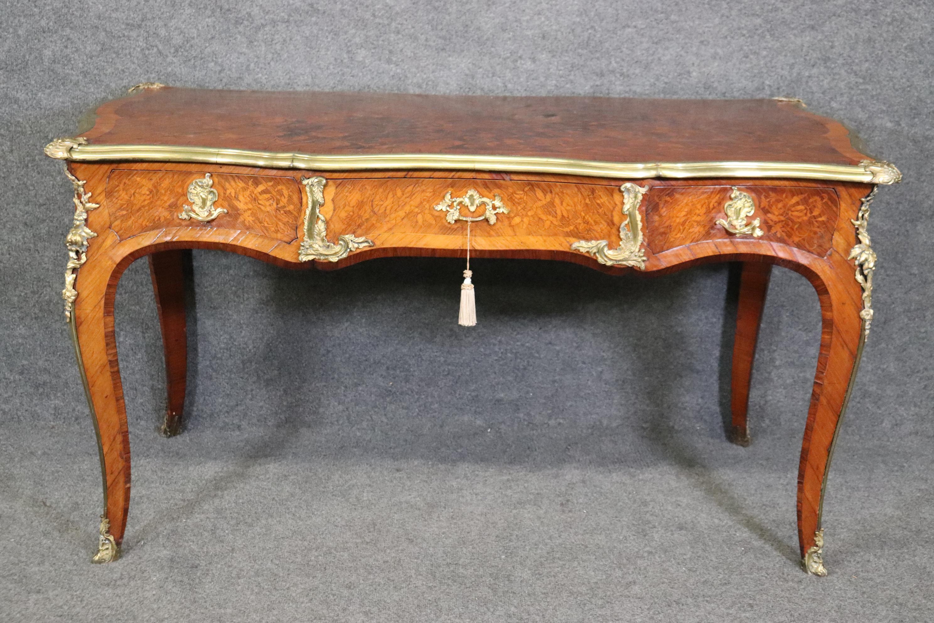 Fine Quality Antique French Louis XV Bronze Mounted Bureau Plat Writing Desk 2