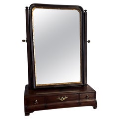 Fine quality antique George III dressing table mirror
