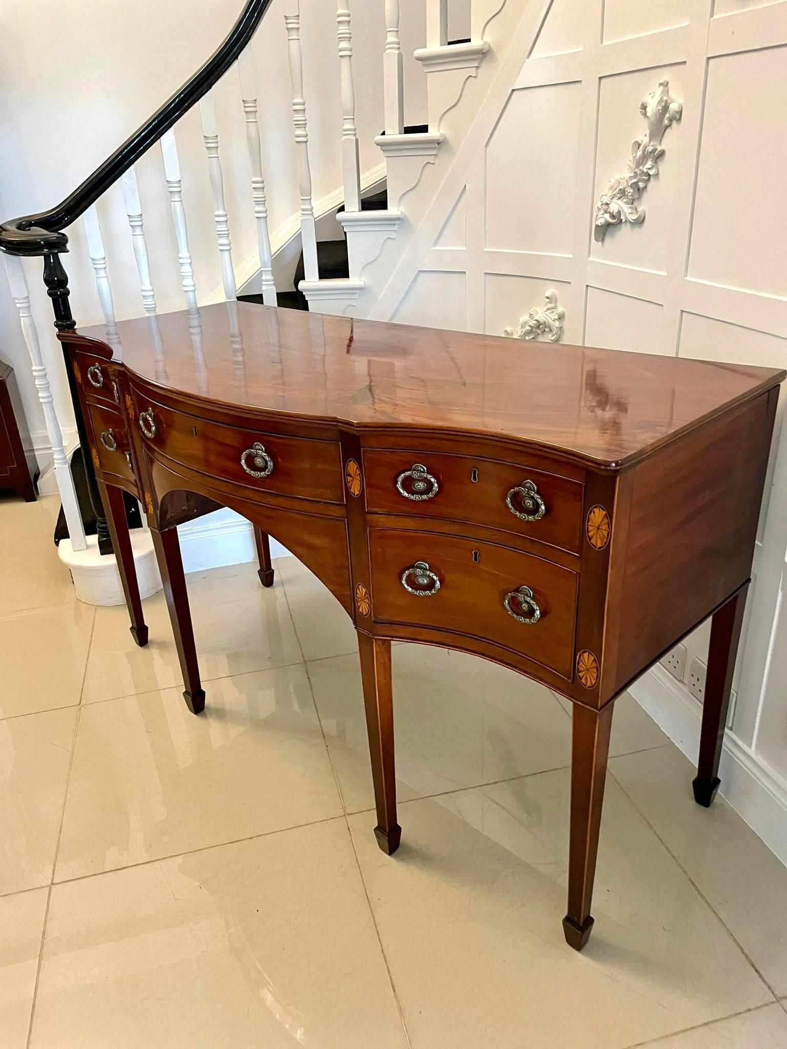 18th Century and Earlier Fine Quality Antique George III Mahogany Inlaid Serpentine Shape Sideboard