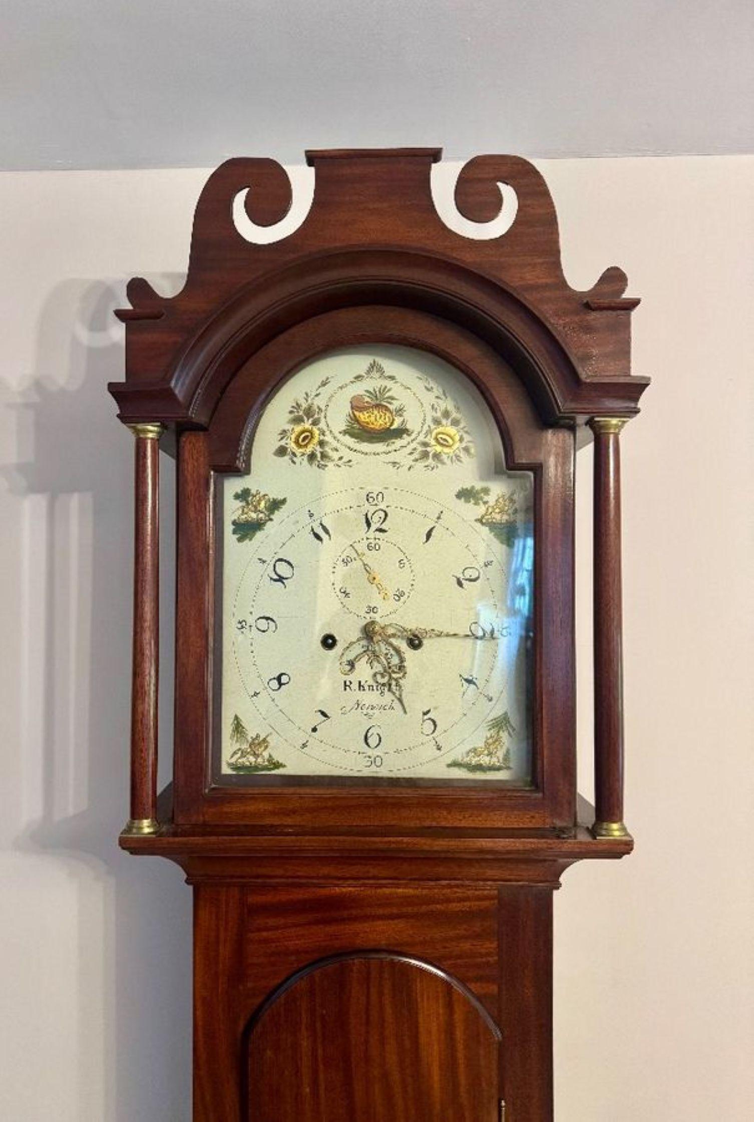 Hochwertige antike George III. Mahagoni Standuhr (Glas) im Angebot