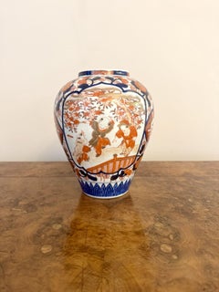 Antike japanische Vase in Imari-Form von hoher Qualität