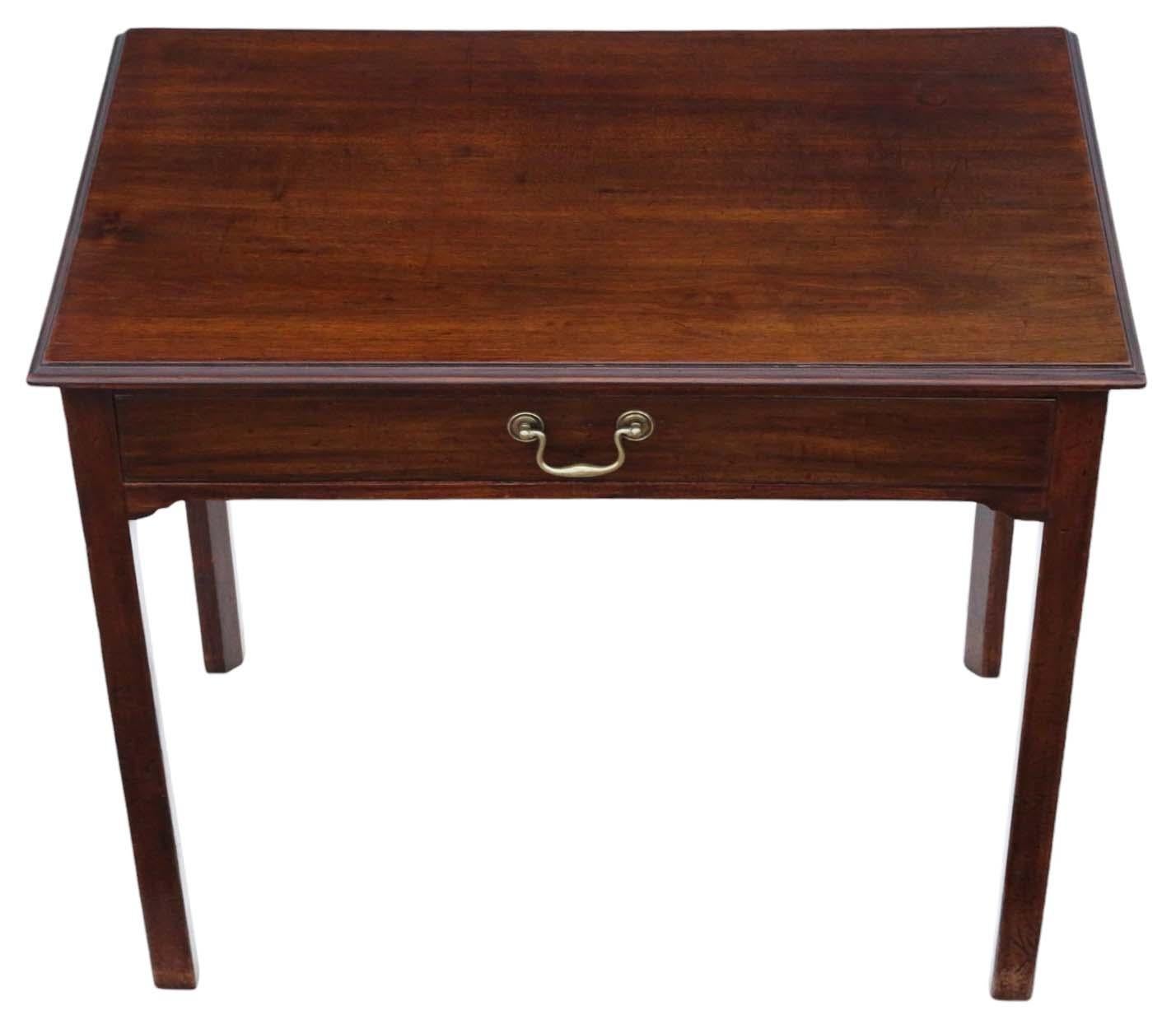 XIXe siècle Ancienne table à écrire en acajou de qualité supérieure 19ème siècle Bureau d'appoint Dressing en vente