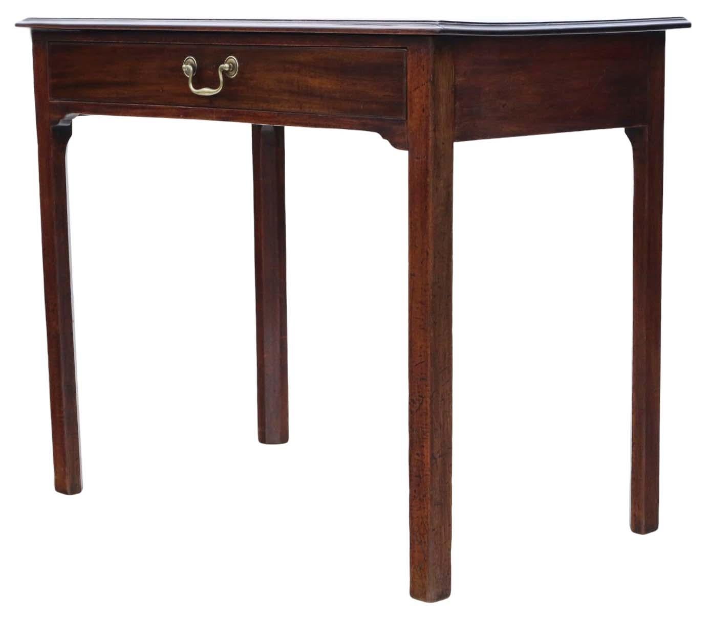 Ancienne table à écrire en acajou de qualité supérieure 19ème siècle Bureau d'appoint Dressing en vente 1