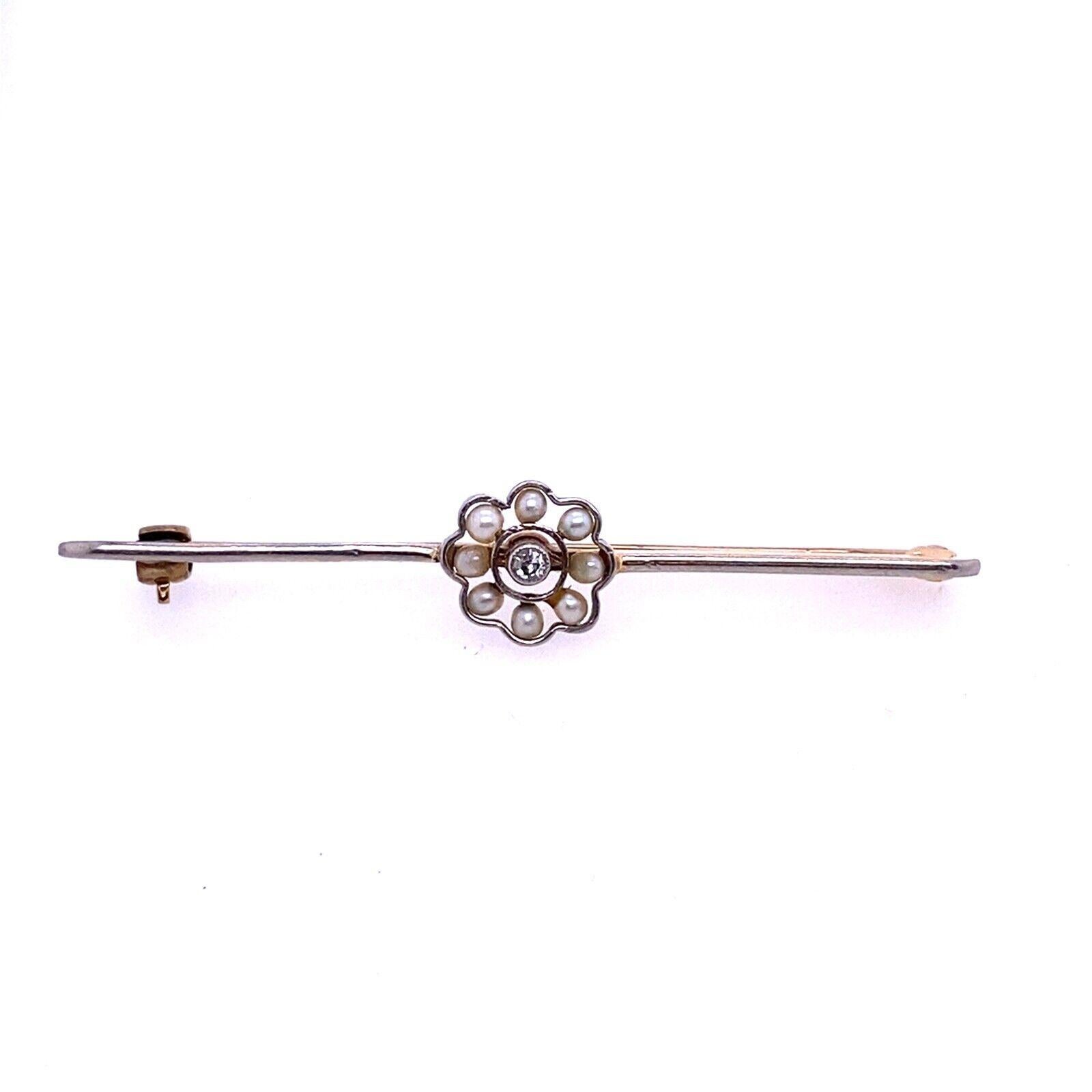 Fine Quality Antique Pearls & Diamonds Brooch in 15ct Gold & Platinum In Excellent Condition For Sale In London, GB