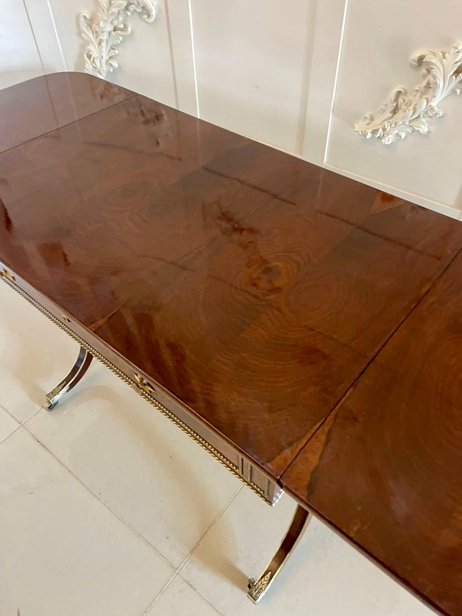 Fine Quality Antique Regency Brass Inlaid Rosewood Freestanding Sofa/Side Table In Good Condition For Sale In Suffolk, GB