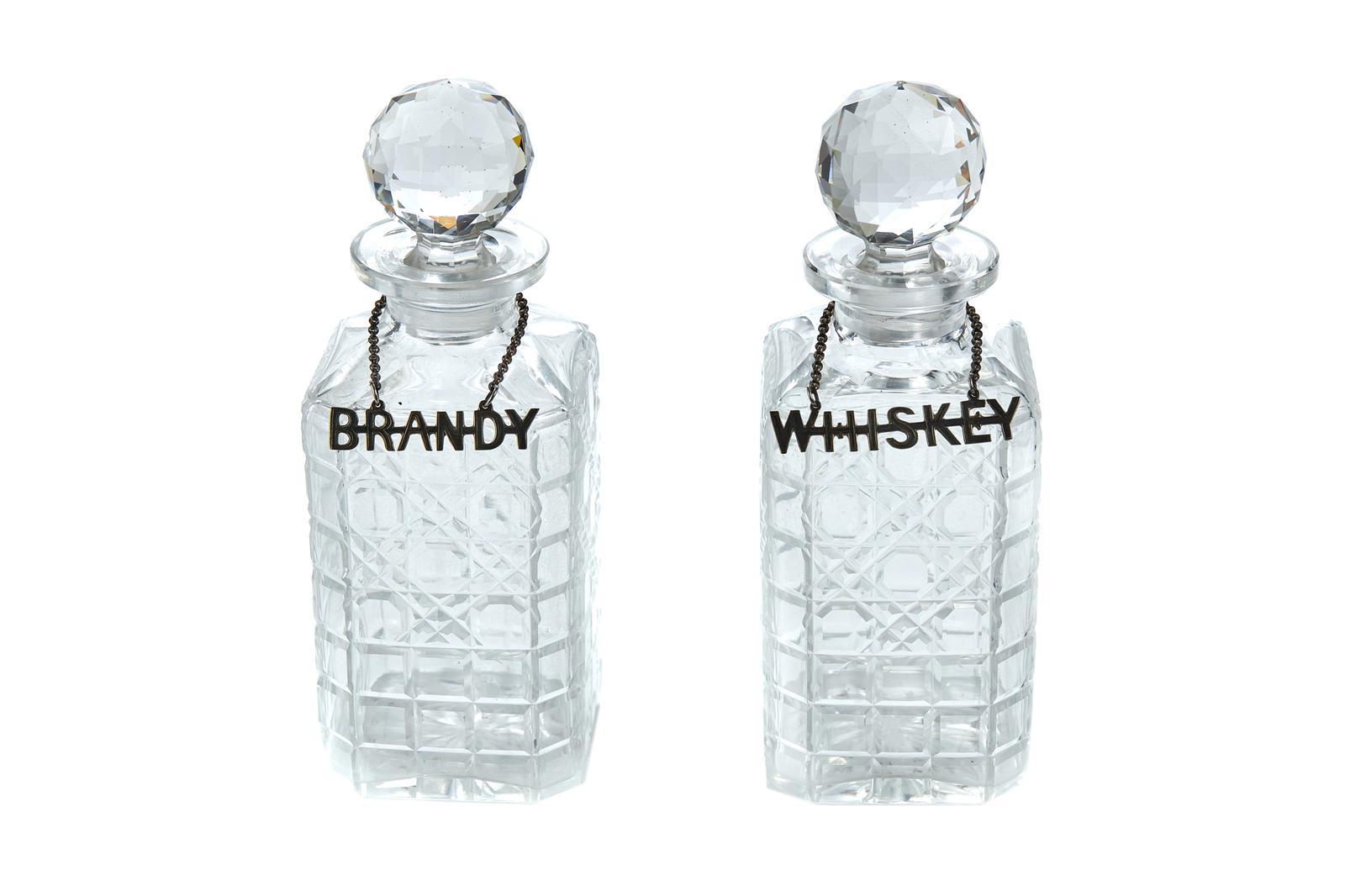 Tántalo de dos botellas chapado en plata antigua de gran calidad en Bueno estado para la venta en Ipswich, GB