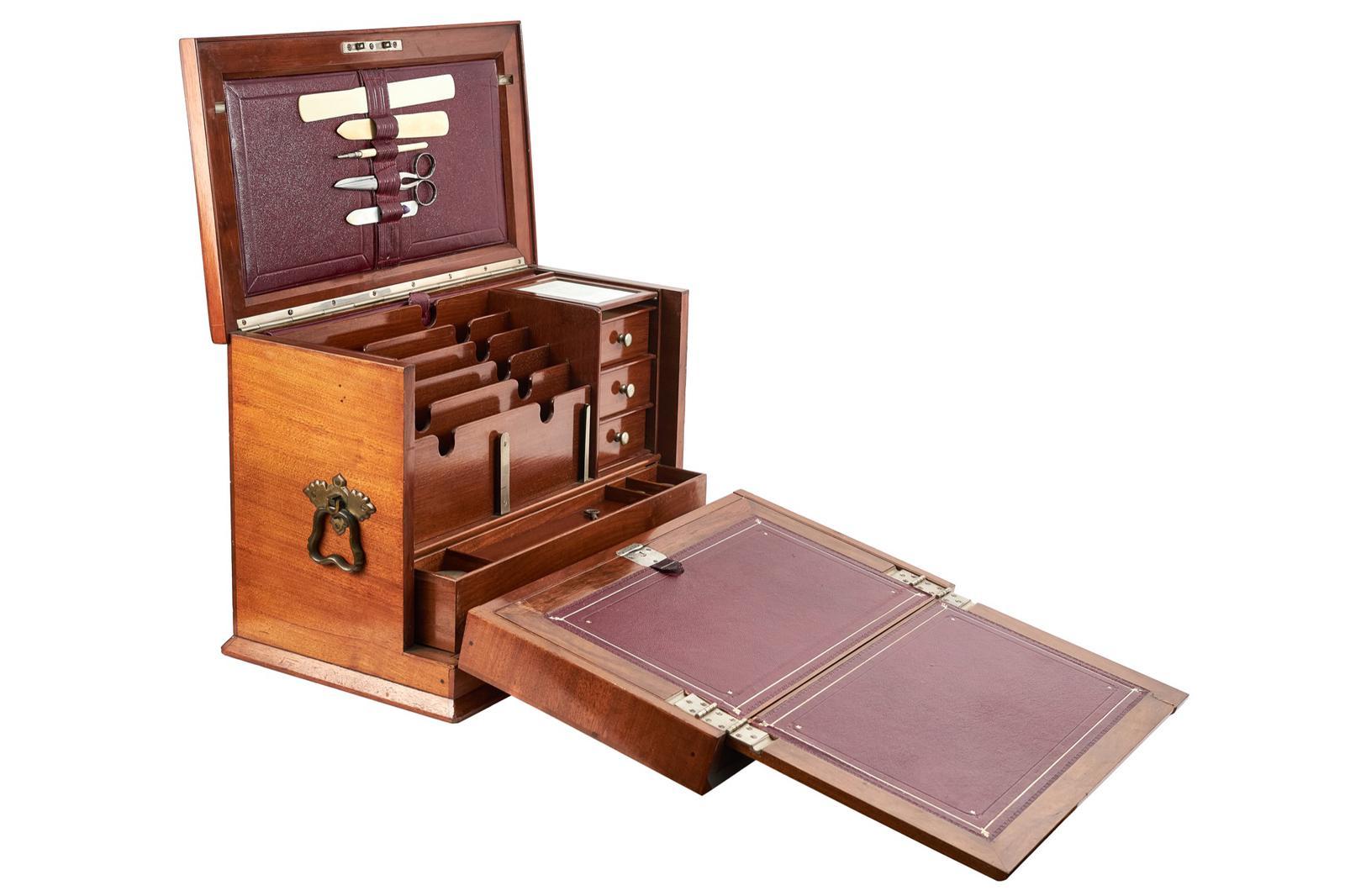 Caja antigua de papelería de gran calidad en venta 5
