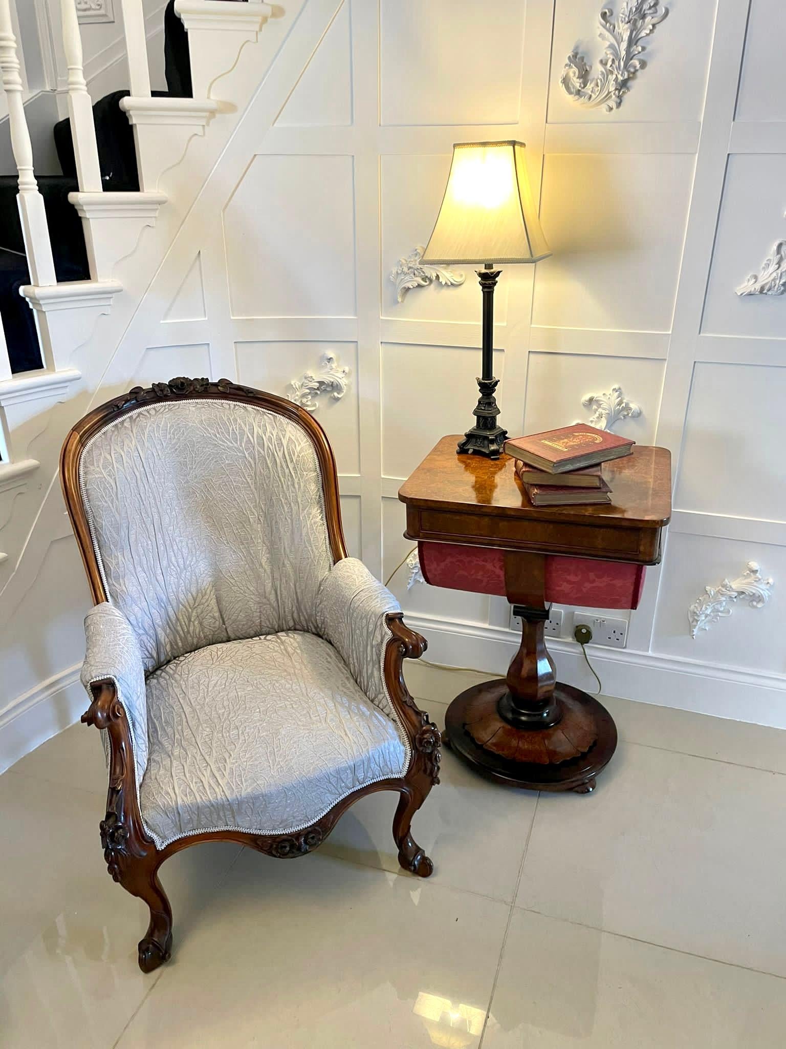 Fine quality antique Victorian burr walnut freestanding sewing table having a fantastic quality burr walnut top, one frieze drawer and a sliding storage compartment supported by a shaped hexagonal pedestal column. It is standing on a lovely circular