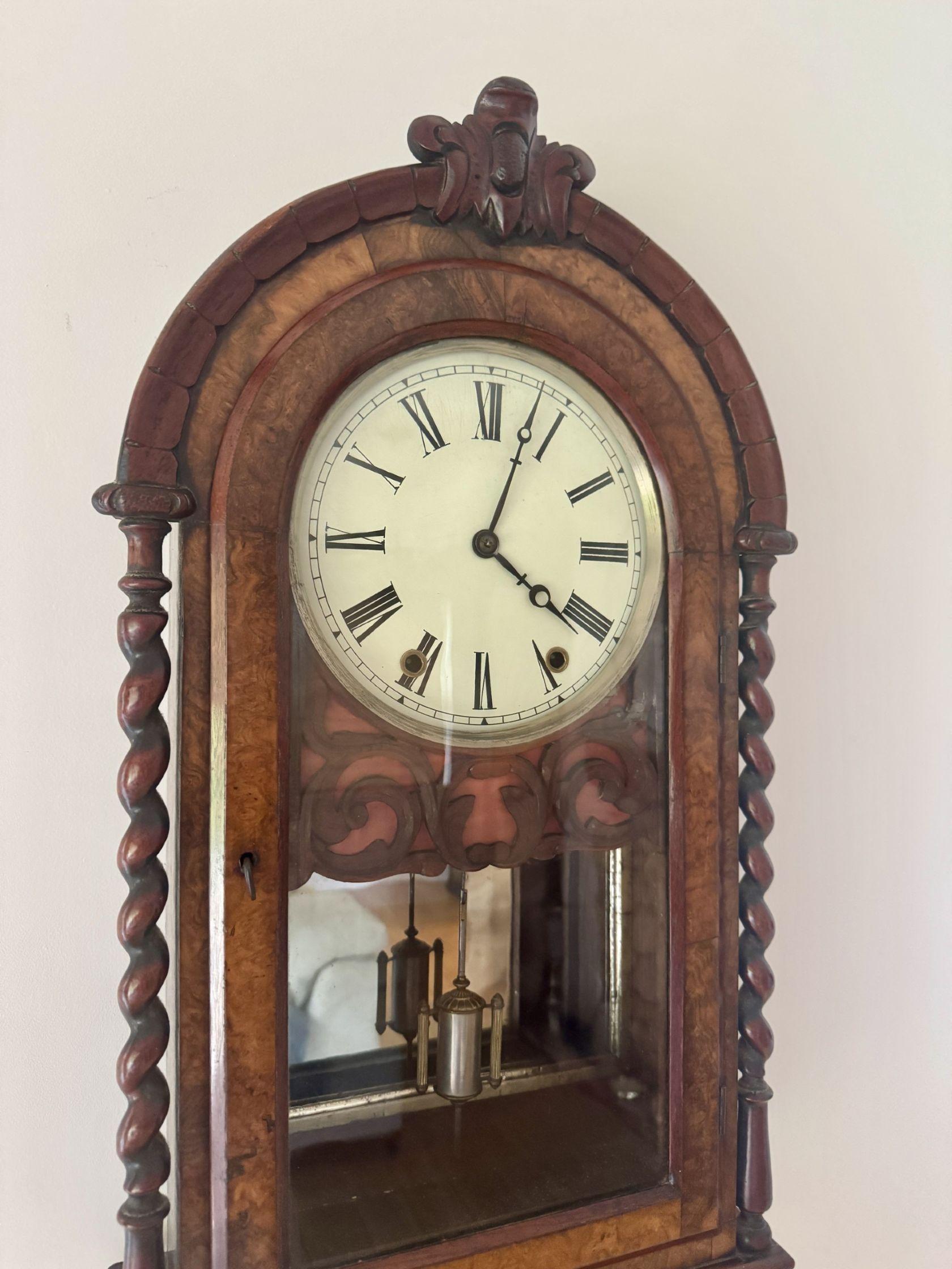 Feine Qualität antiken viktorianischen Gratnussbaum Wanduhr im Angebot 3