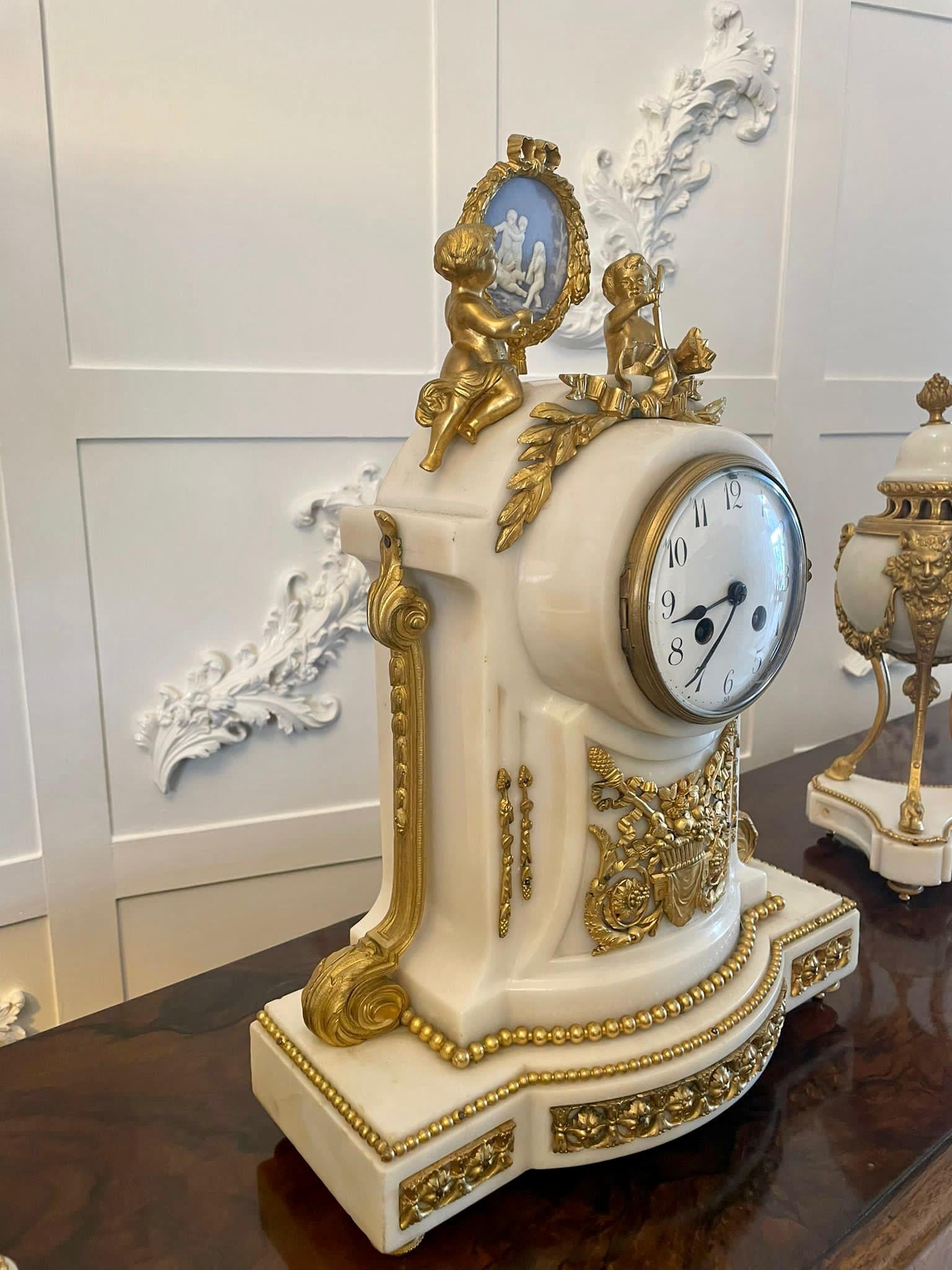 Fine Quality Antique Victorian French Marble and Ormolu Mounted Clock Set In Good Condition In Suffolk, GB