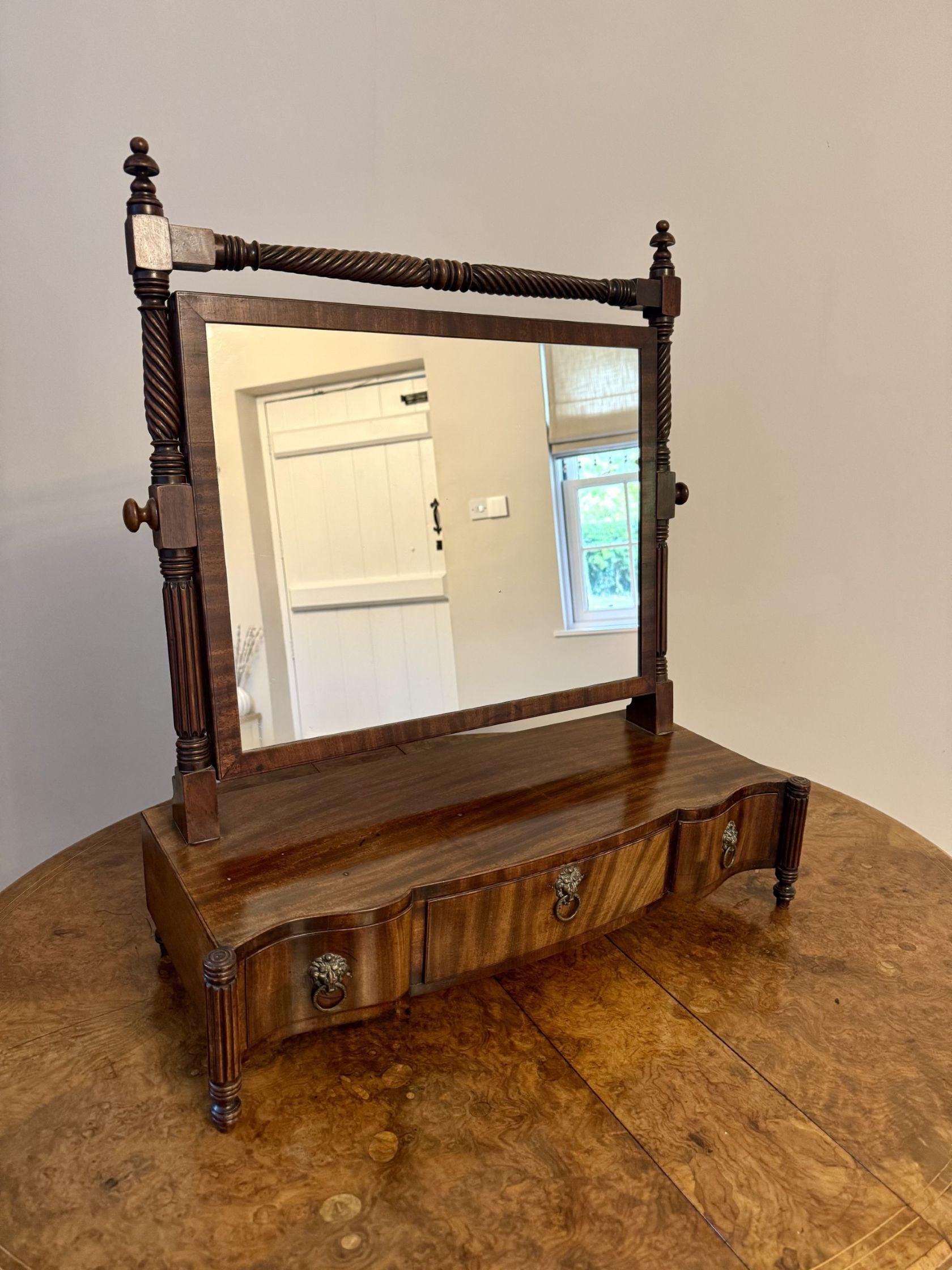 Specchio a battente in mogano di epoca vittoriana di alta qualità In condizioni buone in vendita a Ipswich, GB