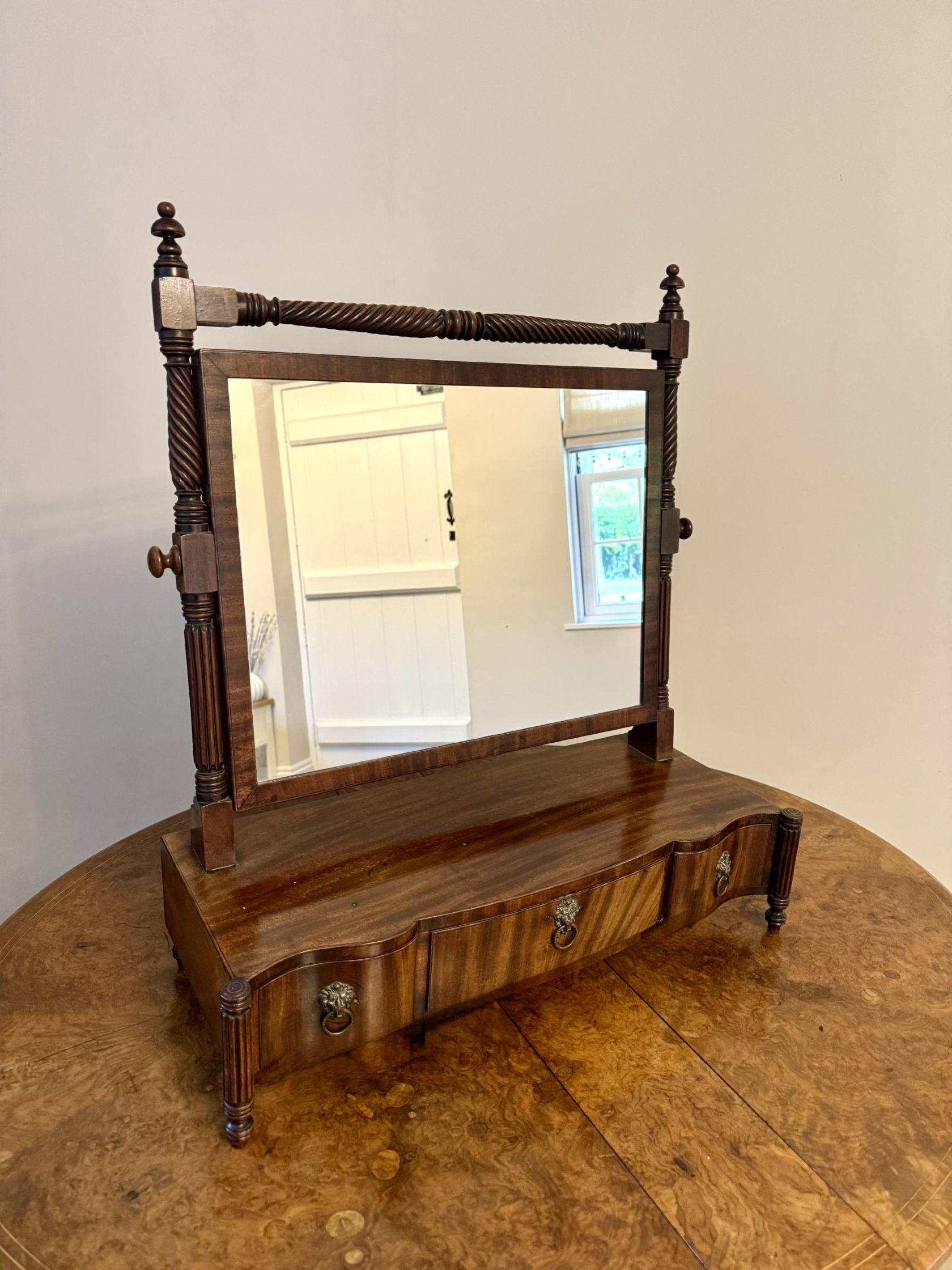 XIX secolo Specchio a battente in mogano di epoca vittoriana di alta qualità in vendita