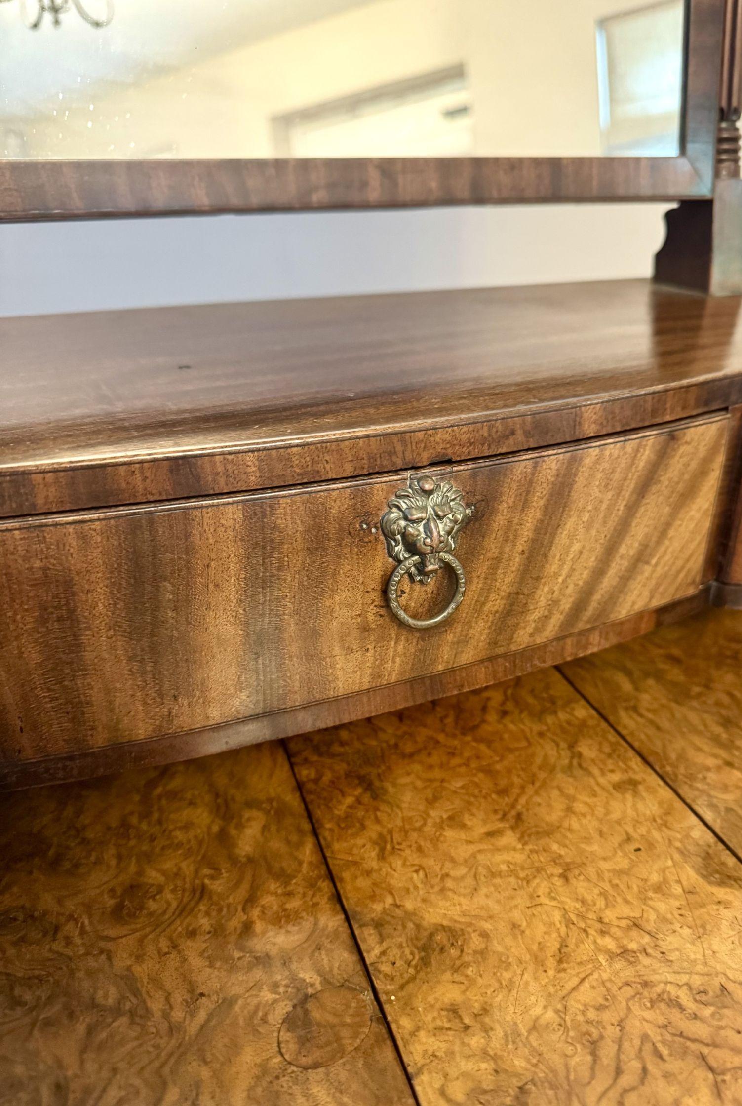 Specchio a battente in mogano di epoca vittoriana di alta qualità in vendita 2