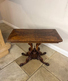 Fine quality antique Victorian walnut games table