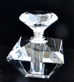 Fine Quality Art Deco Cut Glass Scent Bottle Probably French, Circa 1935