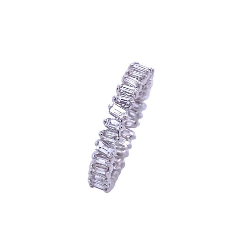 Fine Quality 18ct White Gold Baguette 1.29ct Diamond Full Eternity Ring

Additional Information:
Total Diamond Weight: 1.29ct
Diamond Colour: G/H
Diamond Clarity: VS
Band Width: 3.6mm
Total Weight: 2.2g
Finger Size: M 1/2
SMS2097